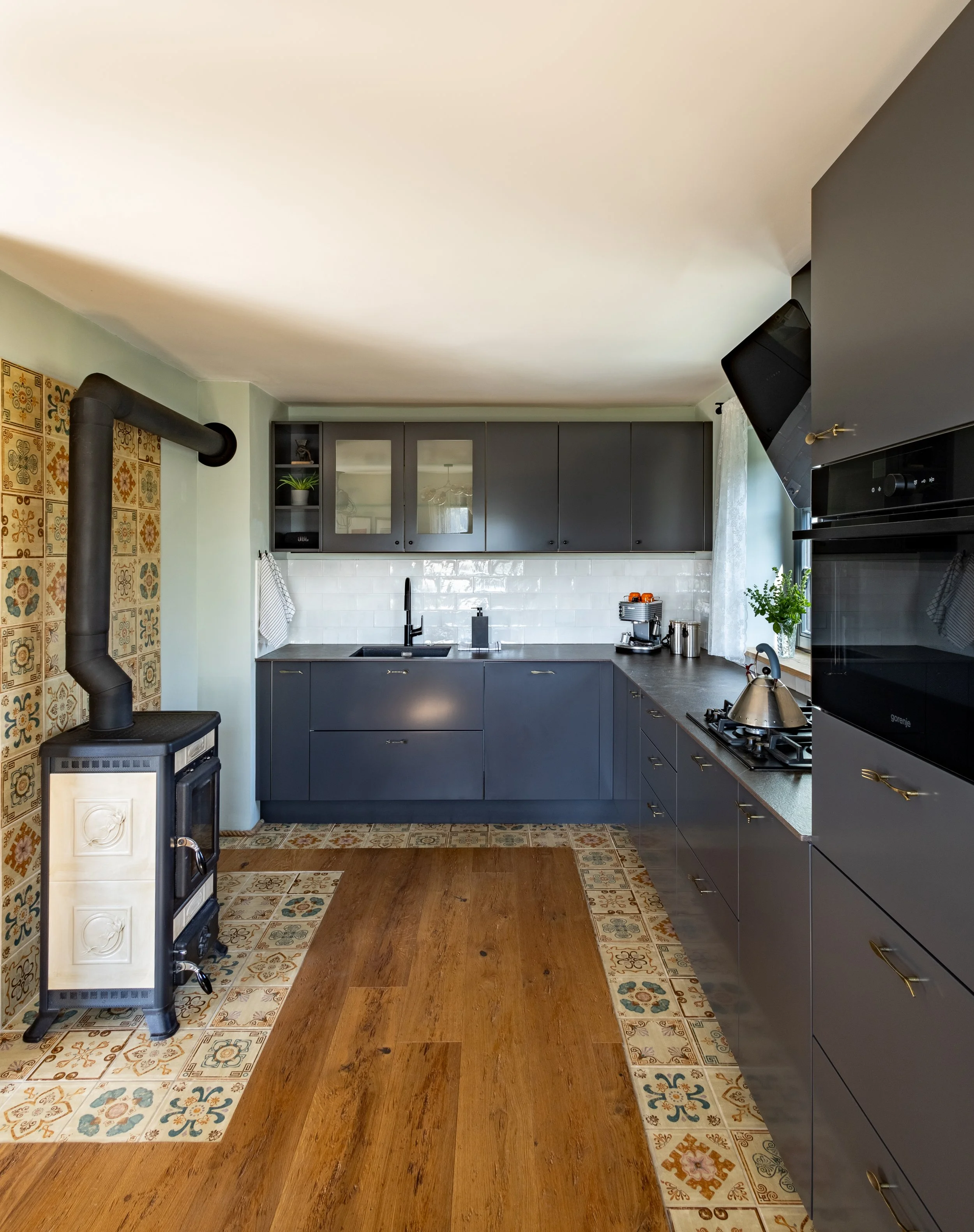 wood burning stove, kitchen, vineyard cottage Slovenia