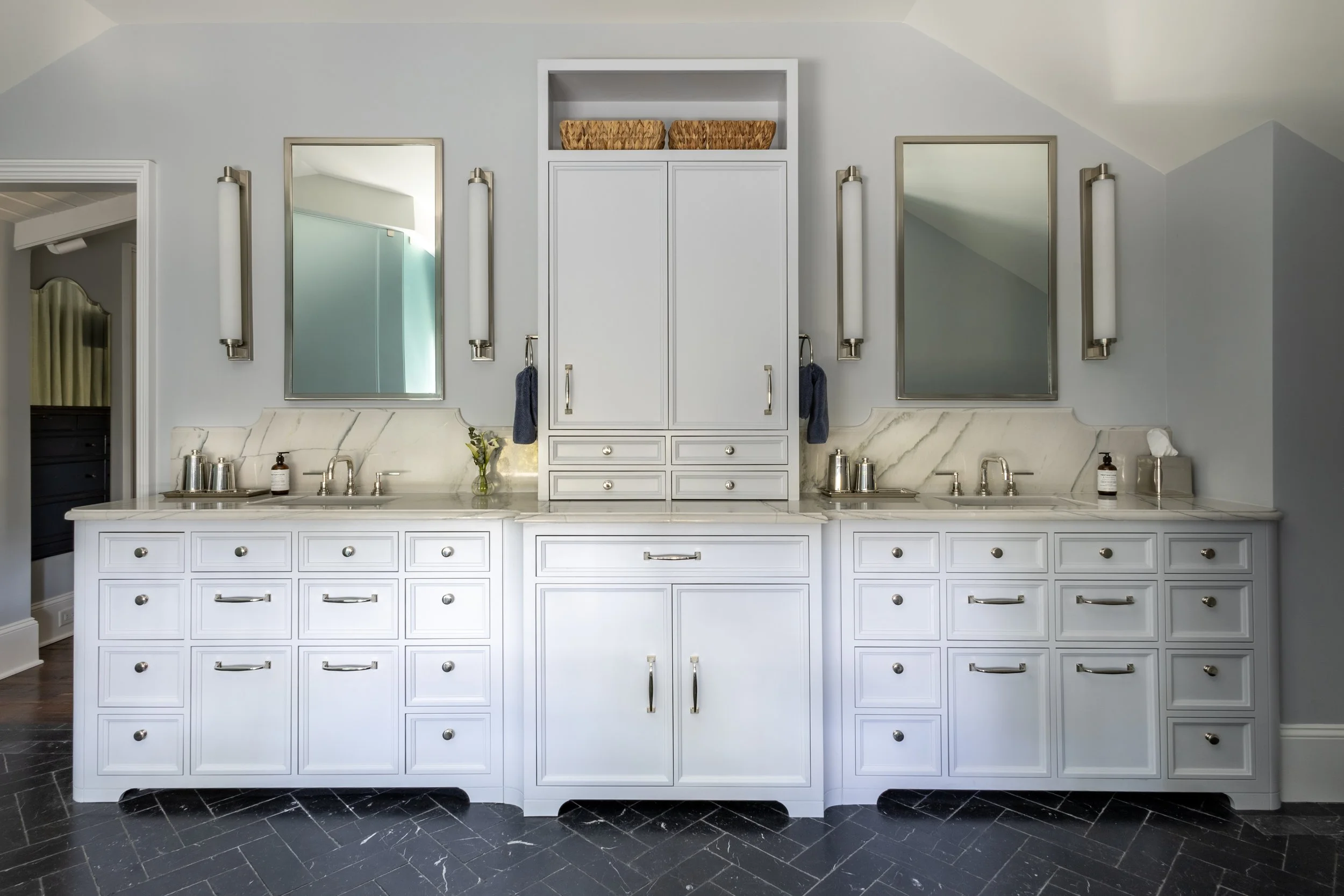 Coastal bathroom bespoke vanity Kiawah Island South Carolina