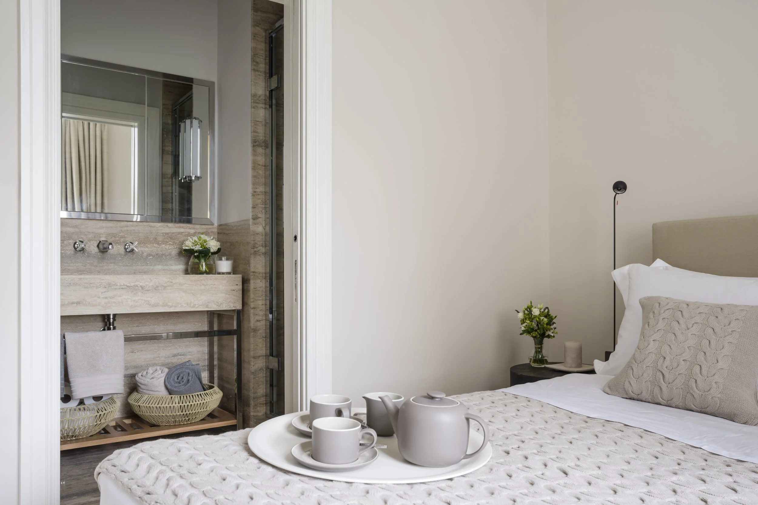 Guest bedroom and bathroom, Lennox Gardens apartment Knightsbridge