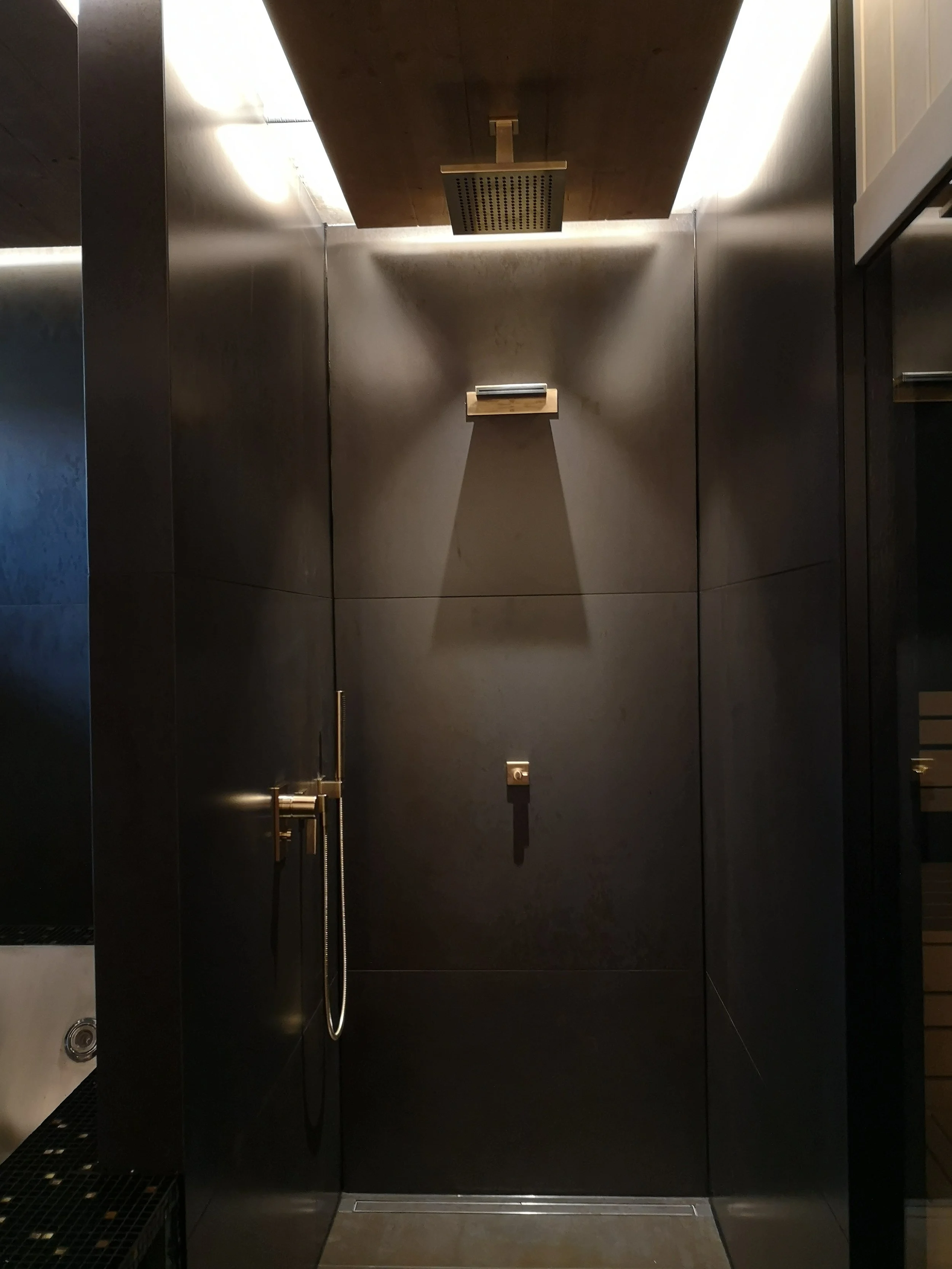 Zlata Vila Spa rain shower and waterfall detail Sunrose 7 hotel Slovenia