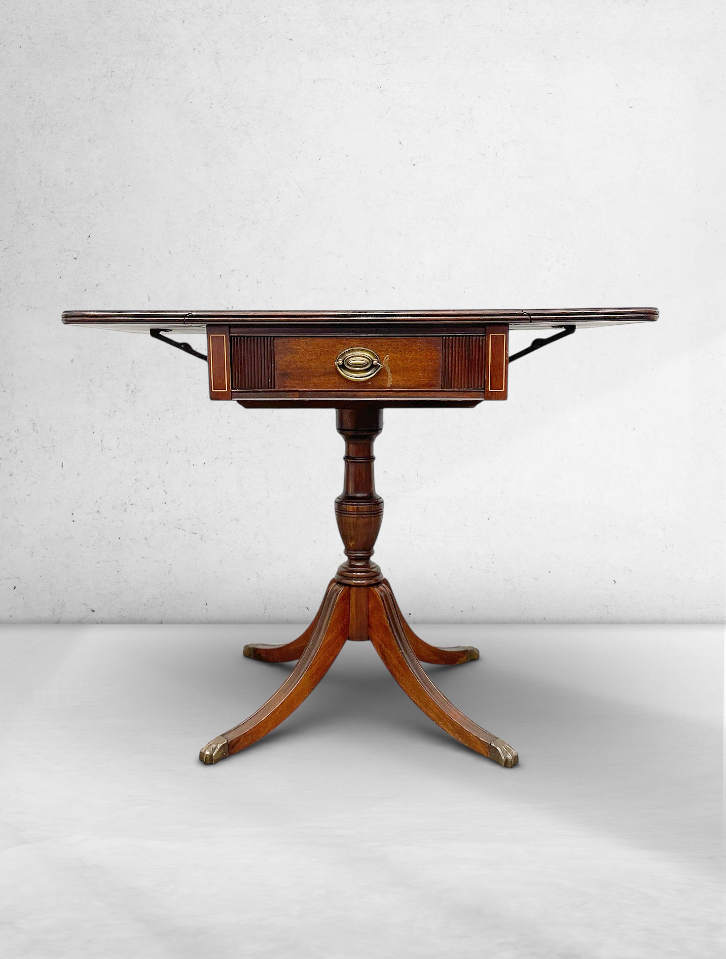 Vintage Brandt Drop-Leaf Pedestal Table, 1940s–60s