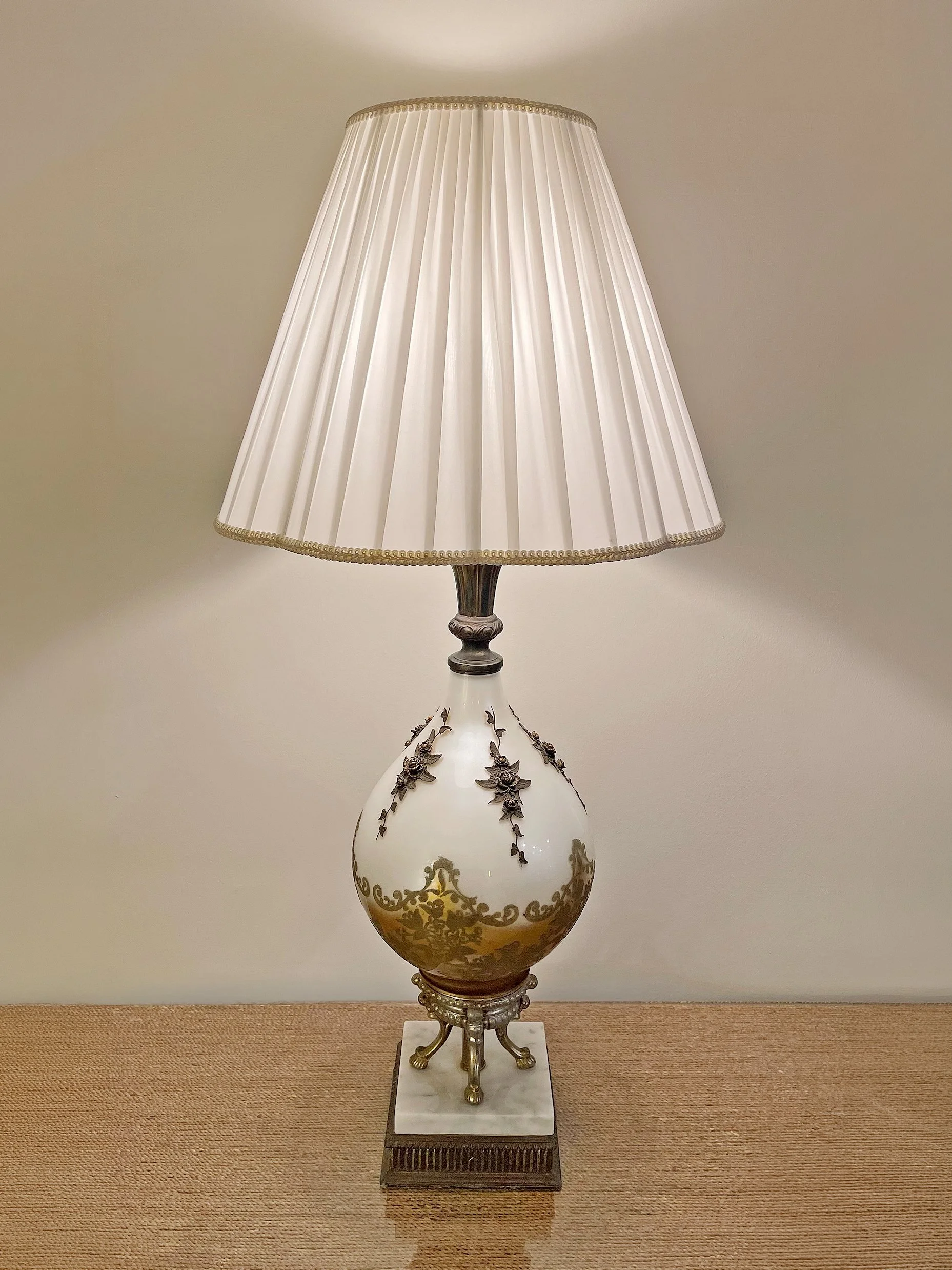 Vintage 1960s Hollywood Regency Table Lamp