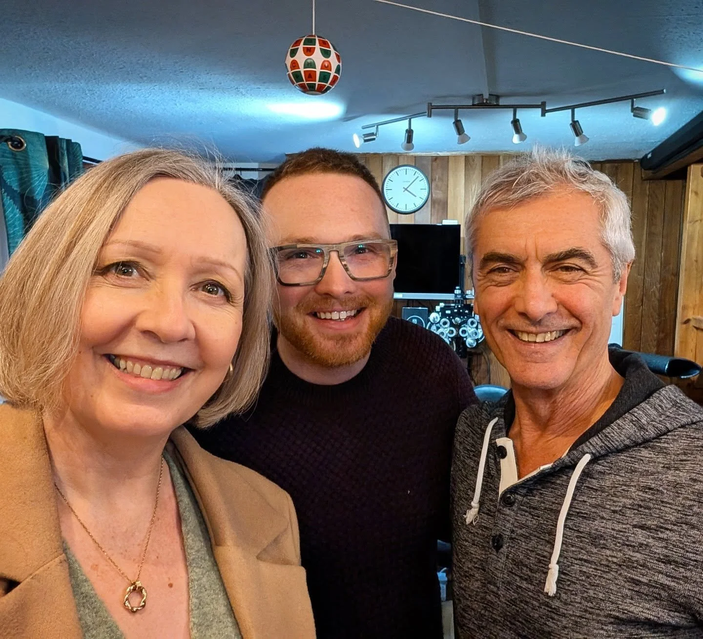 A great day with @the.bv.girl and @thiel_josef (who had flown over from Germany to deliver some equipment) looking at cool vision therapy kit for the practice. It's always really nice catching up with fellow vision therapy optometrists and sharing id