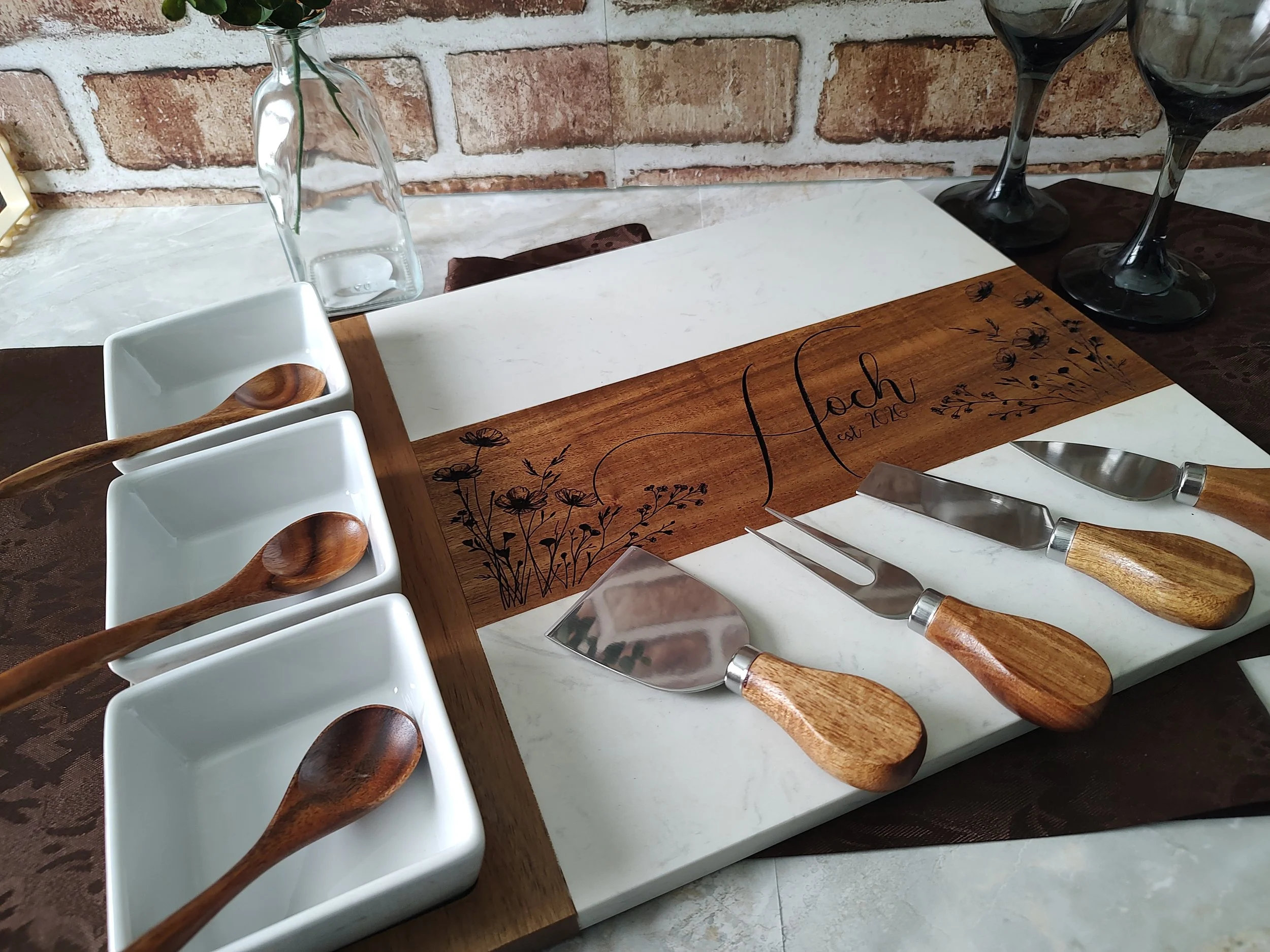 rectangle Hoch cutting board.jpg