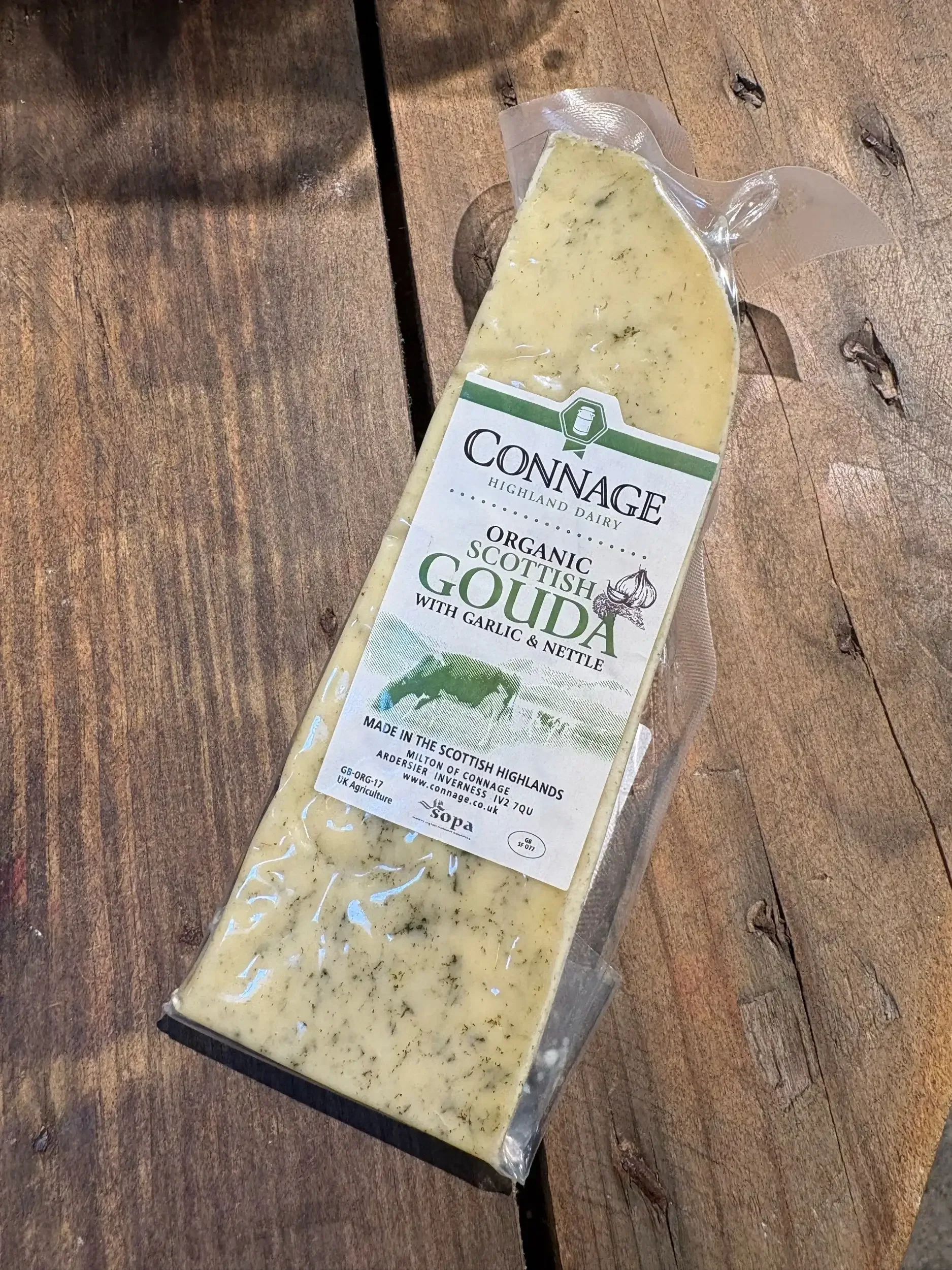 Connage Highland Dairy Gouda Garlic and Nettle