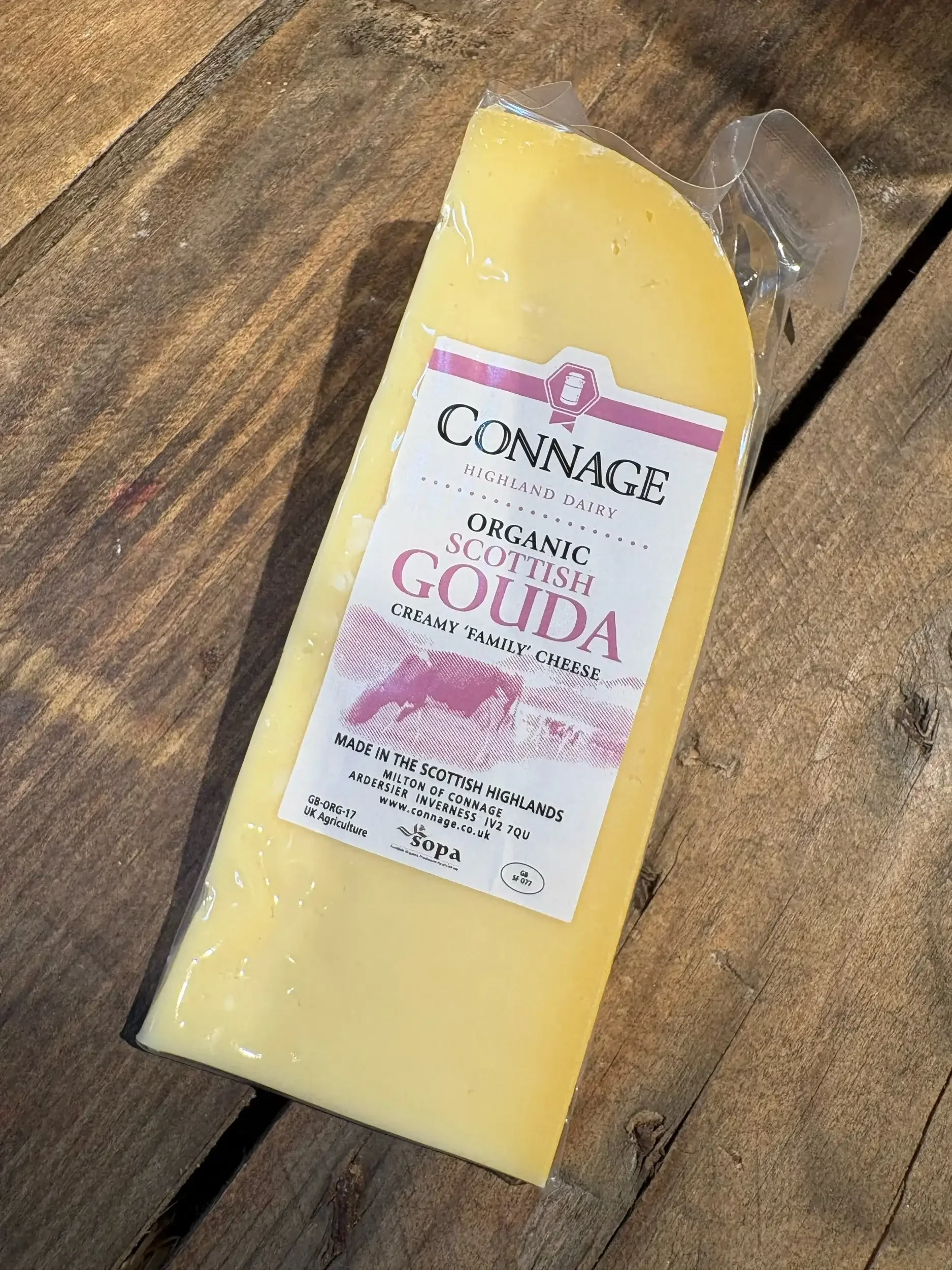 Connage Highland Dairy Gouda