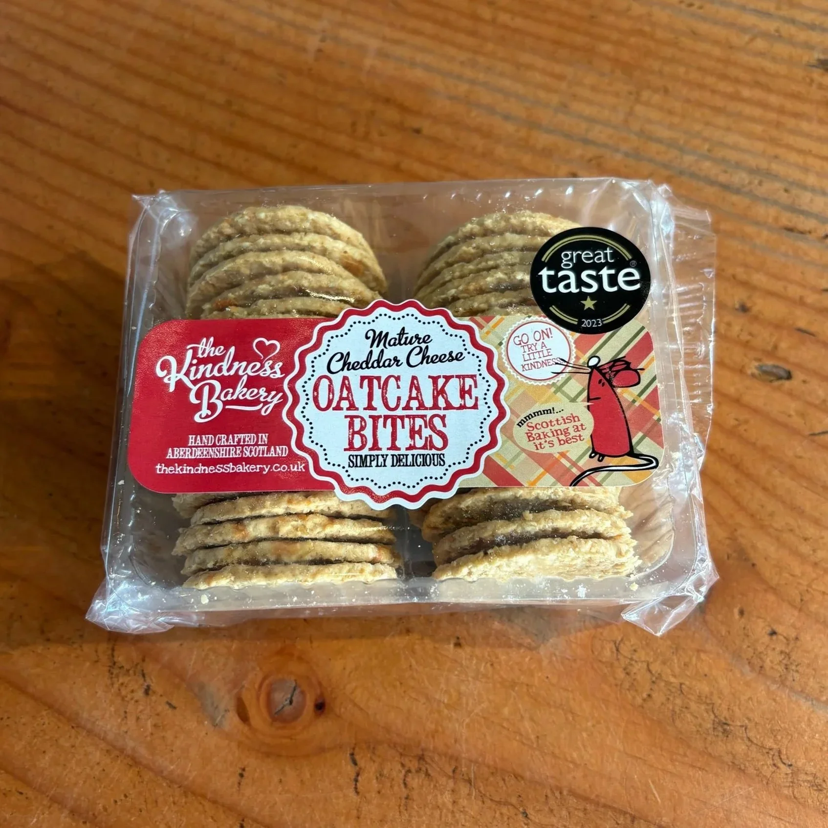 Mature Cheddar Oatcake Bites