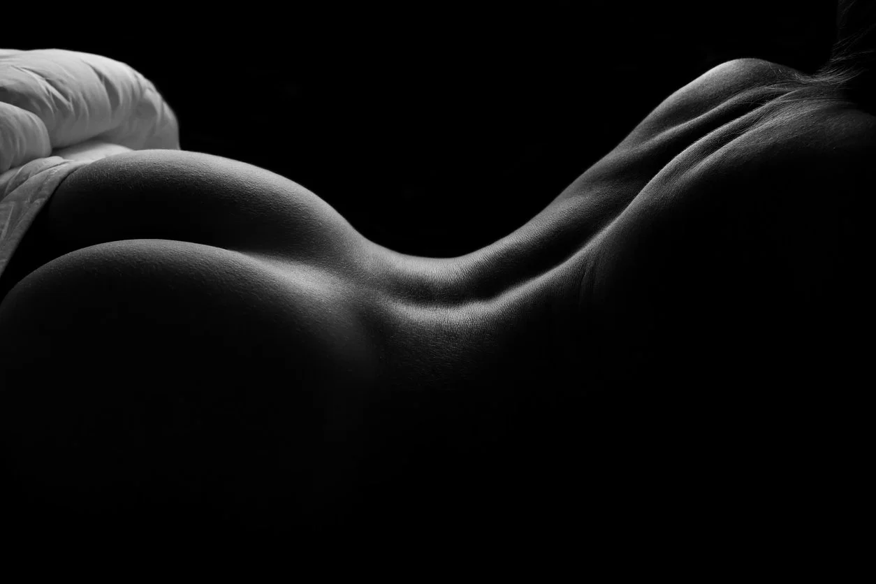 black_and_white_nude_photography.jpg