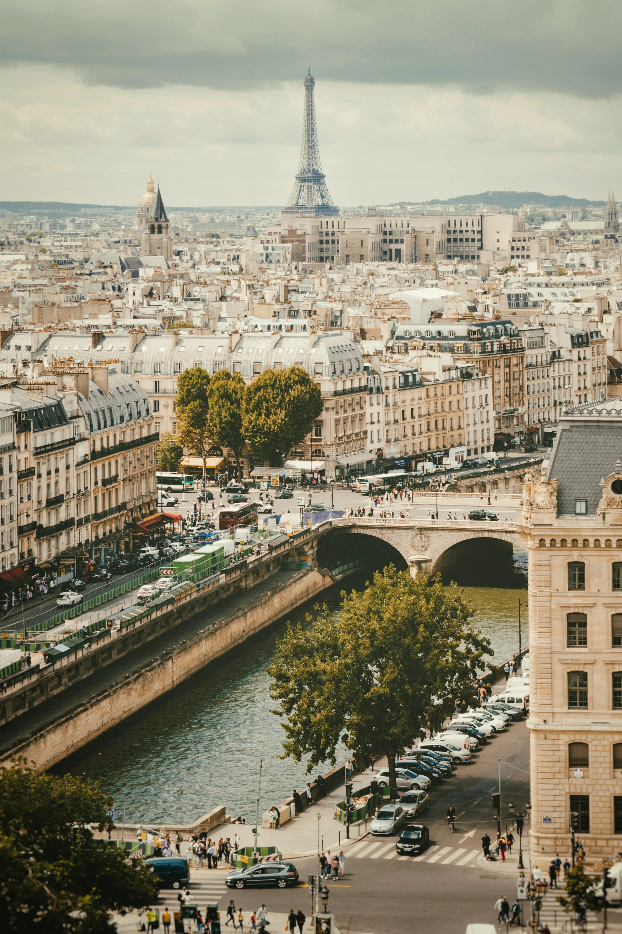 Trials and Tribulations of an American Mom in Paris