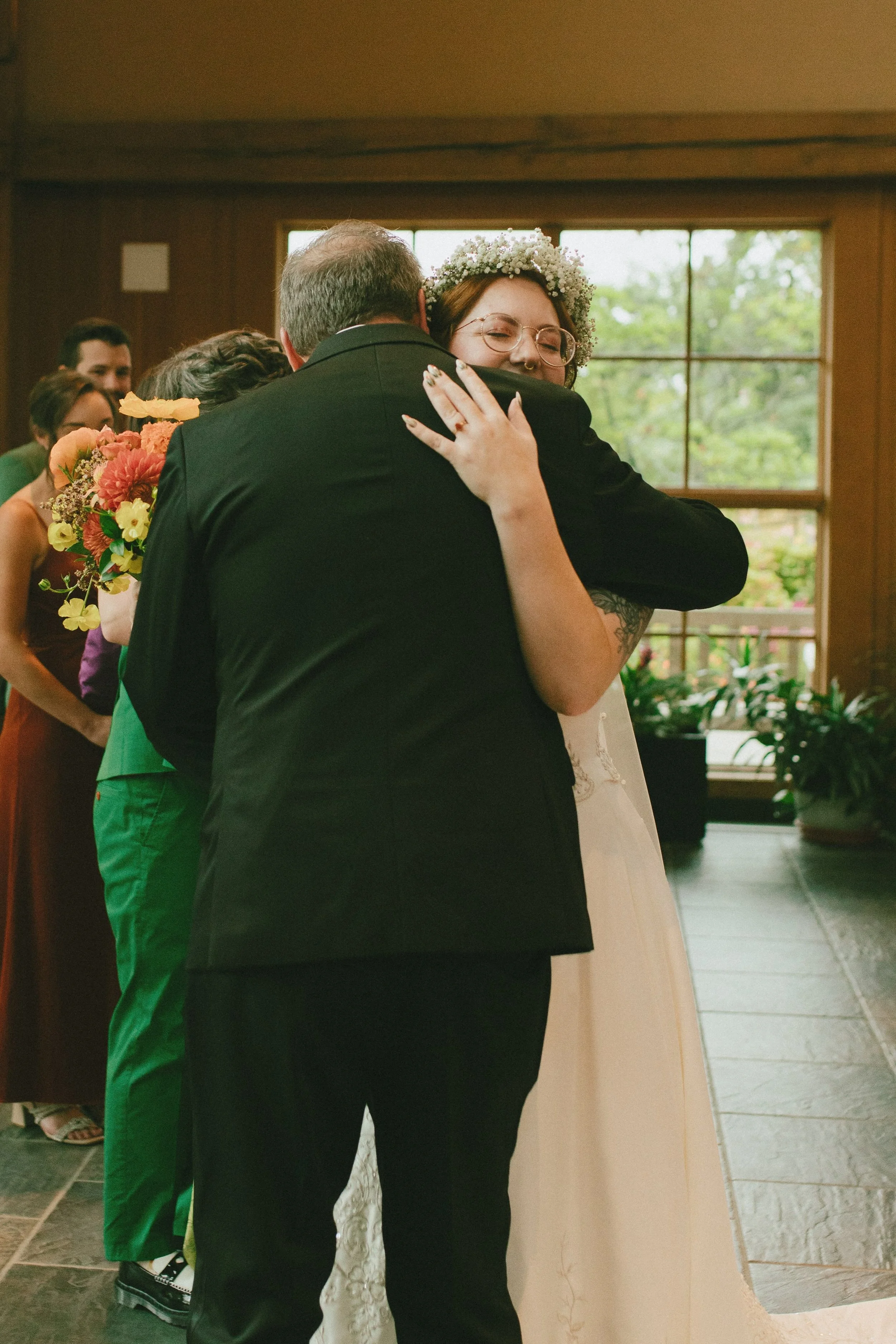 carlyandelliegotmarried-83.jpeg