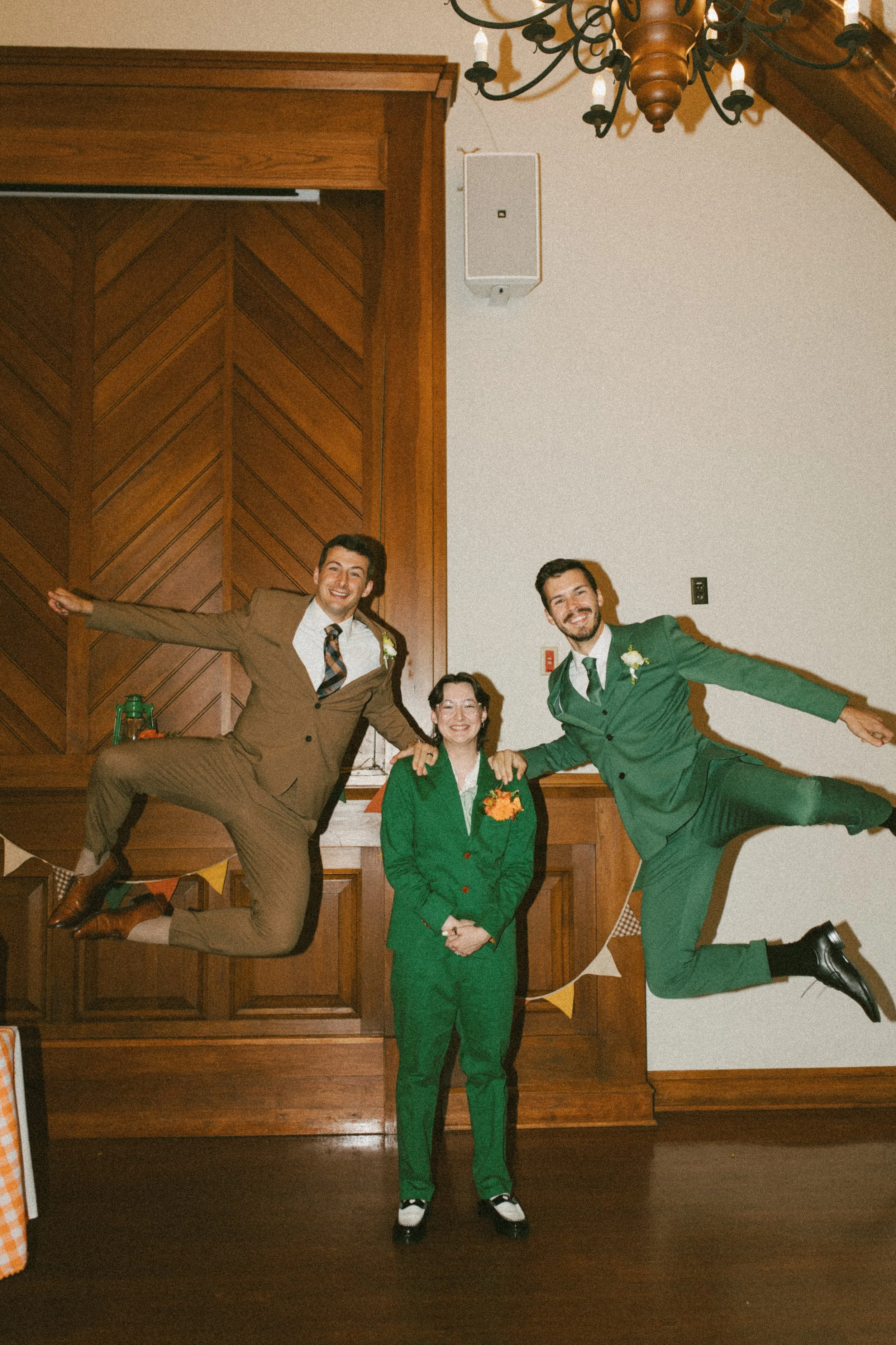 carlyandelliegotmarried-125.jpeg