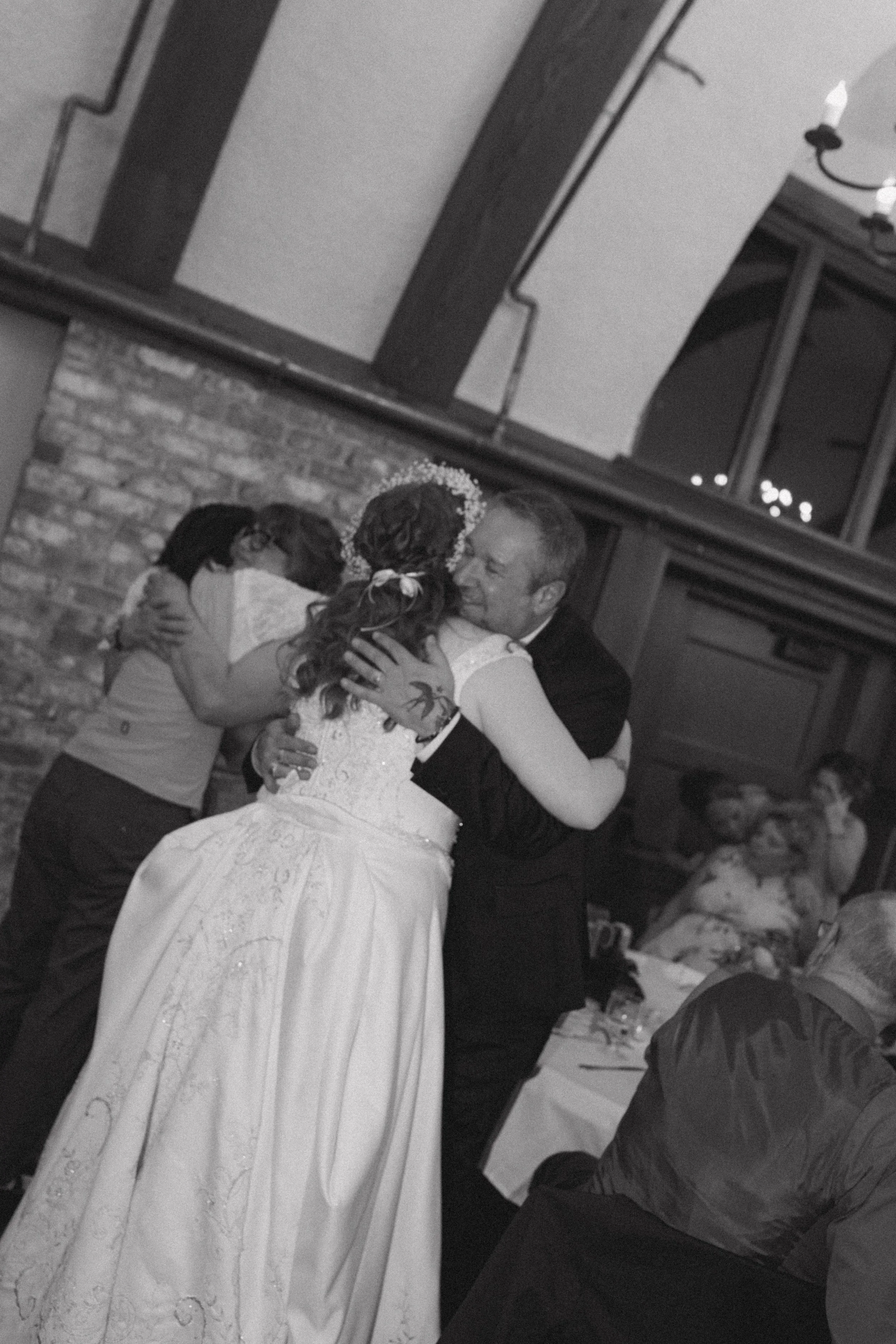 carlyandelliegotmarried-192.jpeg