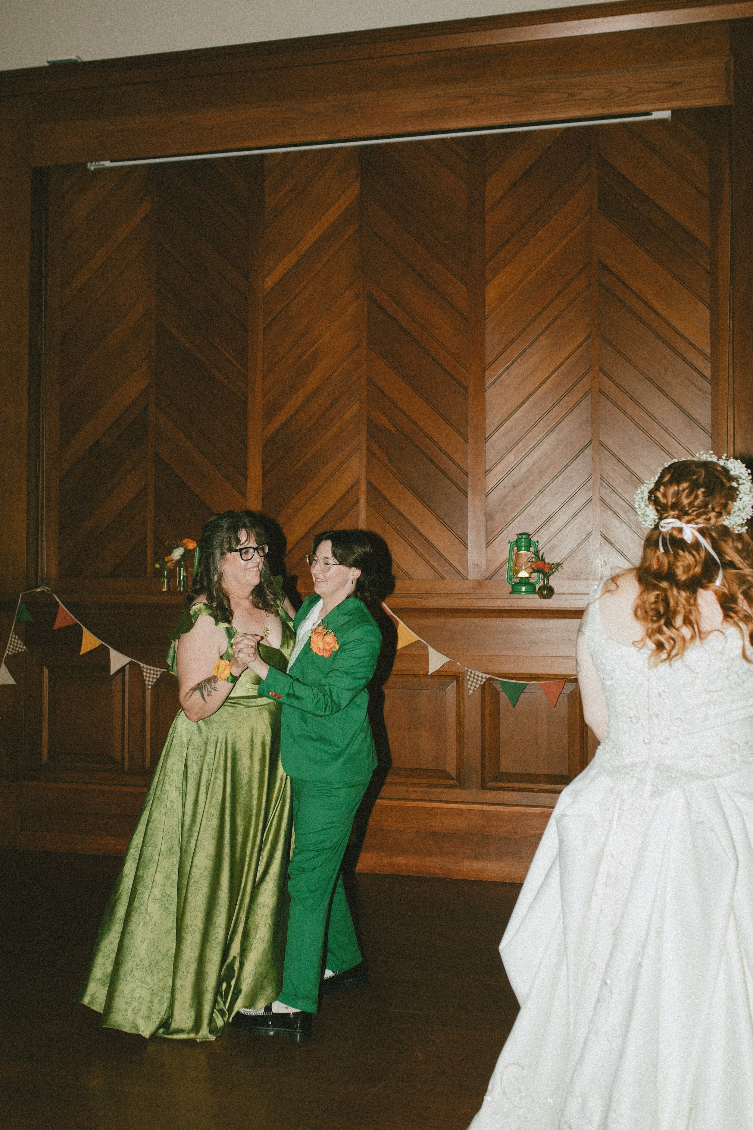 carlyandelliegotmarried-226.jpeg