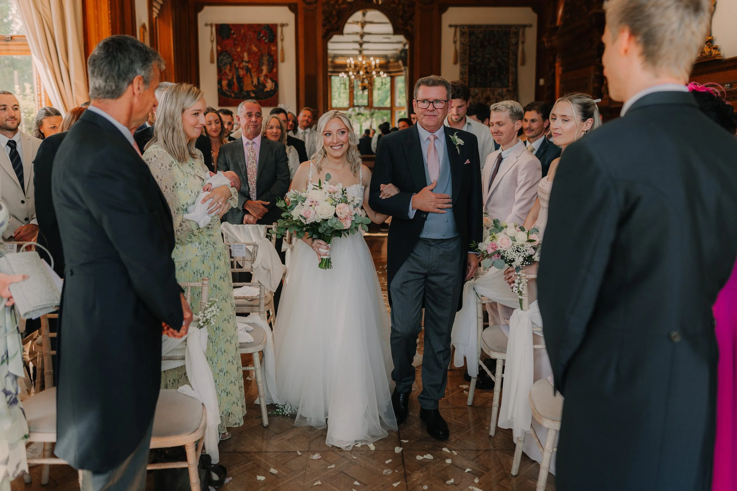 ManorByTheLake-Cheltenham-wedding-photography-25.jpg