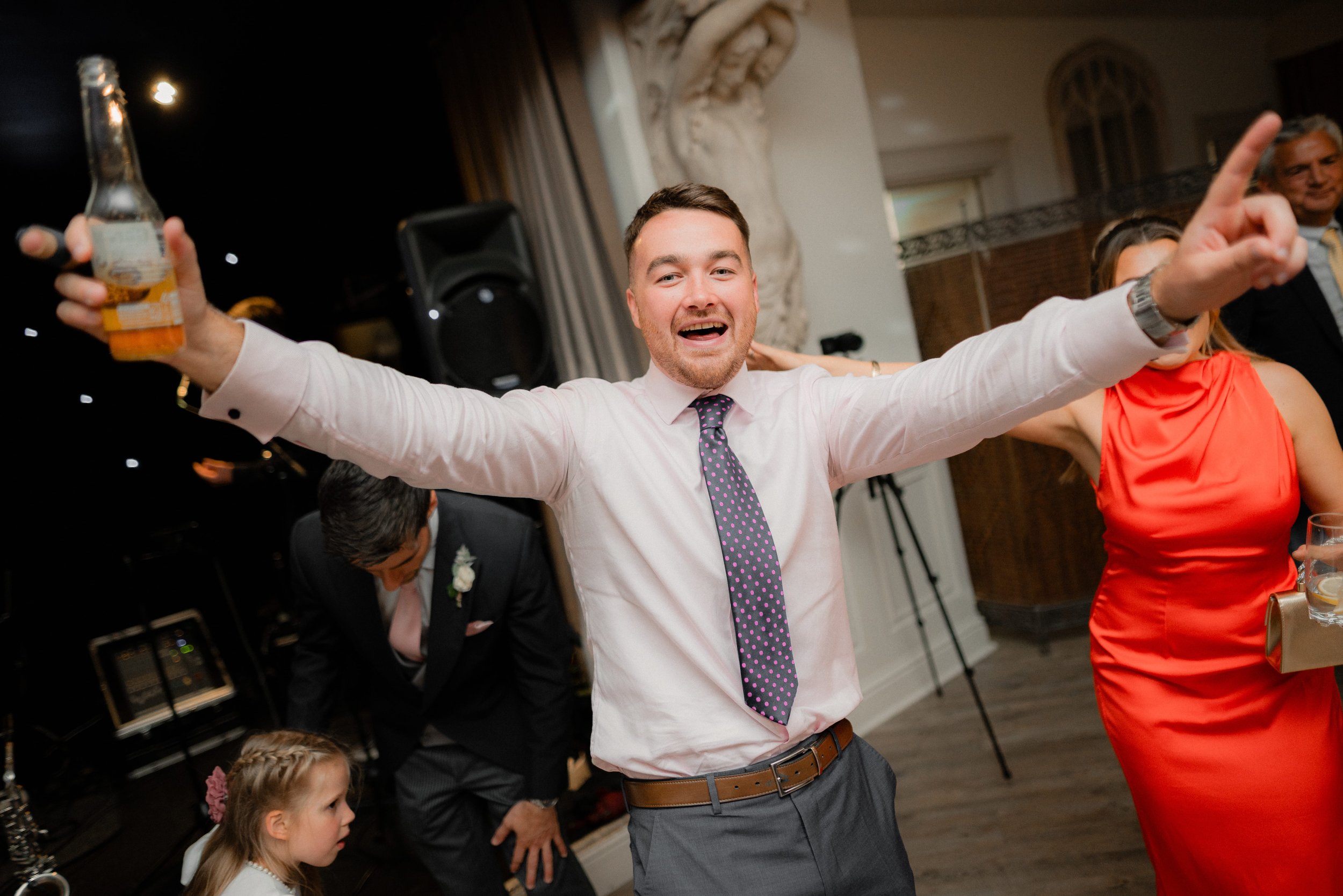 ManorByTheLake-Cheltenham-wedding-photography-58.jpg