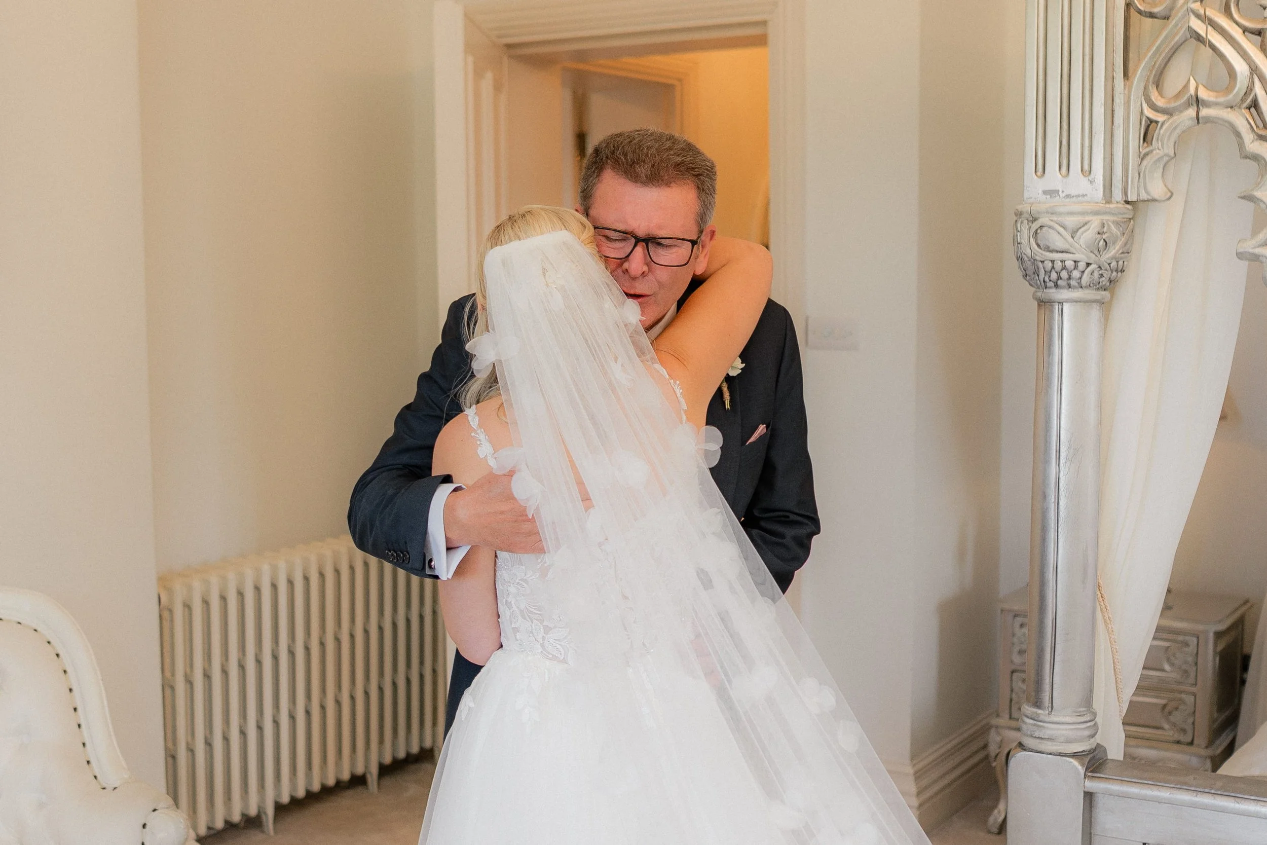 ManorByTheLake-Cheltenham-wedding-photography-23.jpg