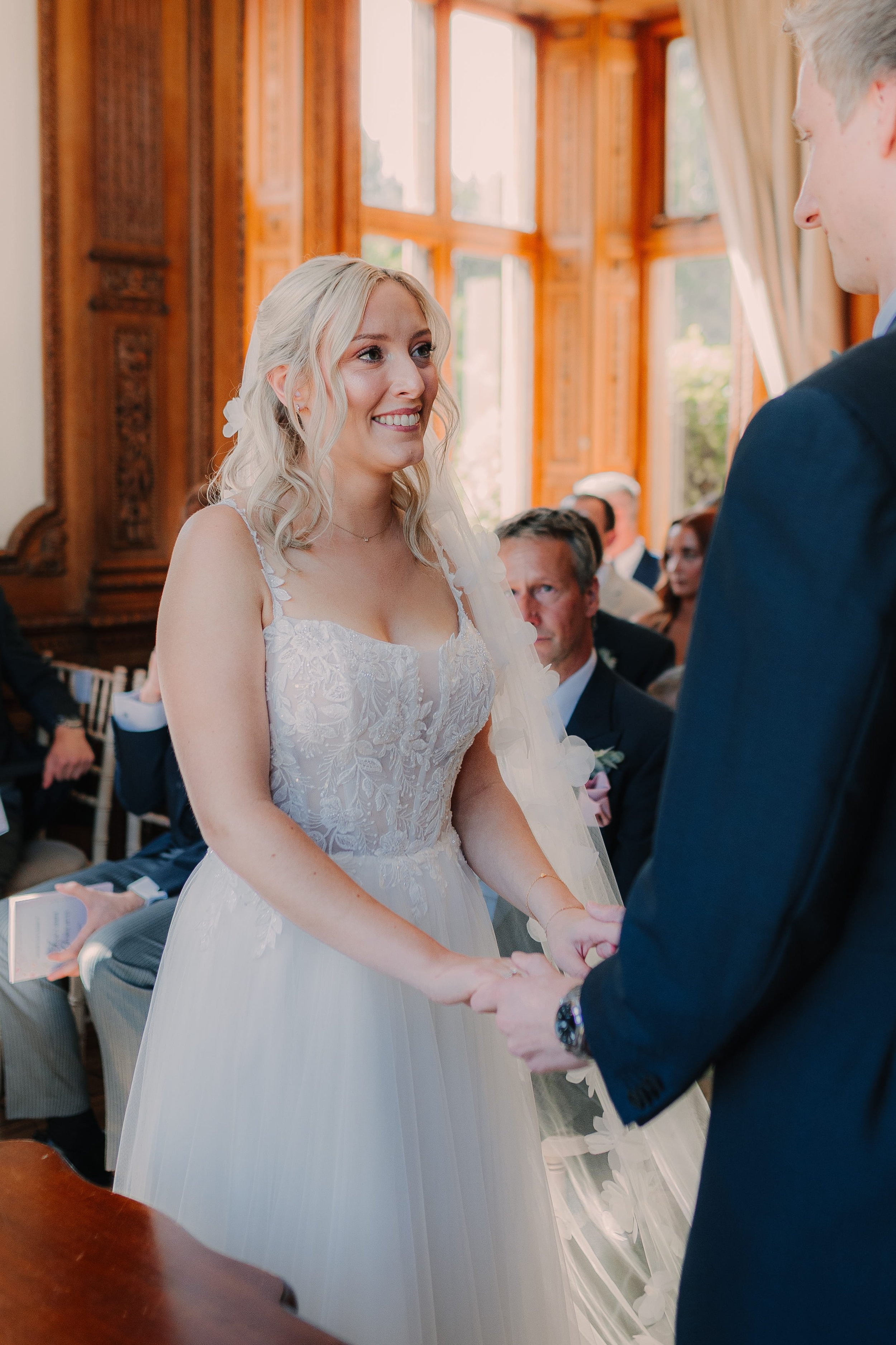 ManorByTheLake-Cheltenham-wedding-photography-26.jpg