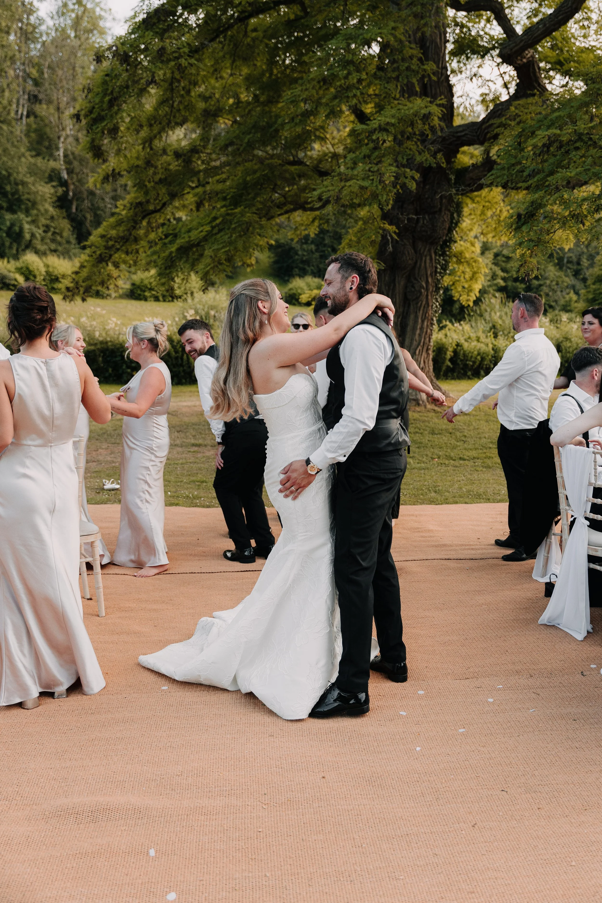 TheManor-CastleCombe-wedding-photography-39.jpg