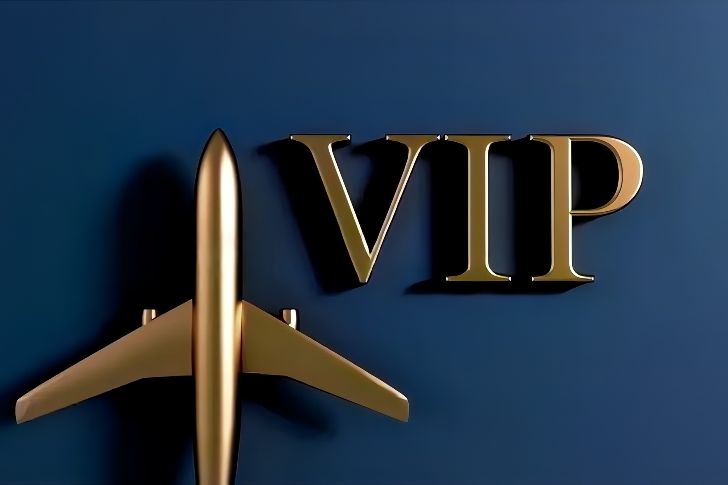 Une enseigne avec les lettres dorées 'VIP' sur un fond bleu, accompagnée de porte-manteaux en bois blanc suspendus dans une ambiance intérieure