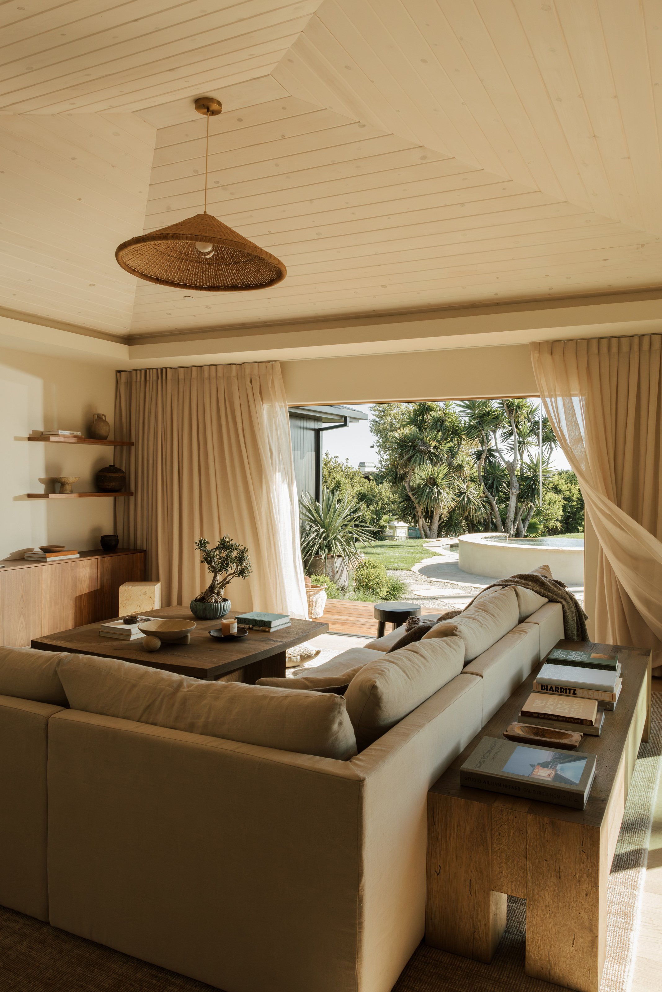 Family room opening to the outdoor lounge