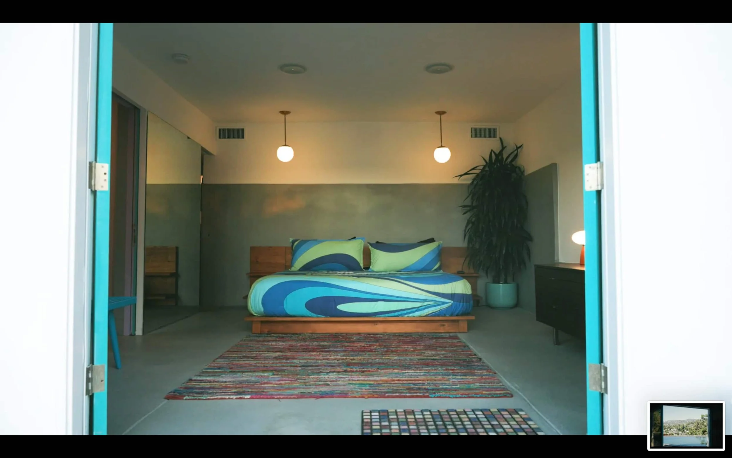 025_Entering_the_Pool_House.jpg