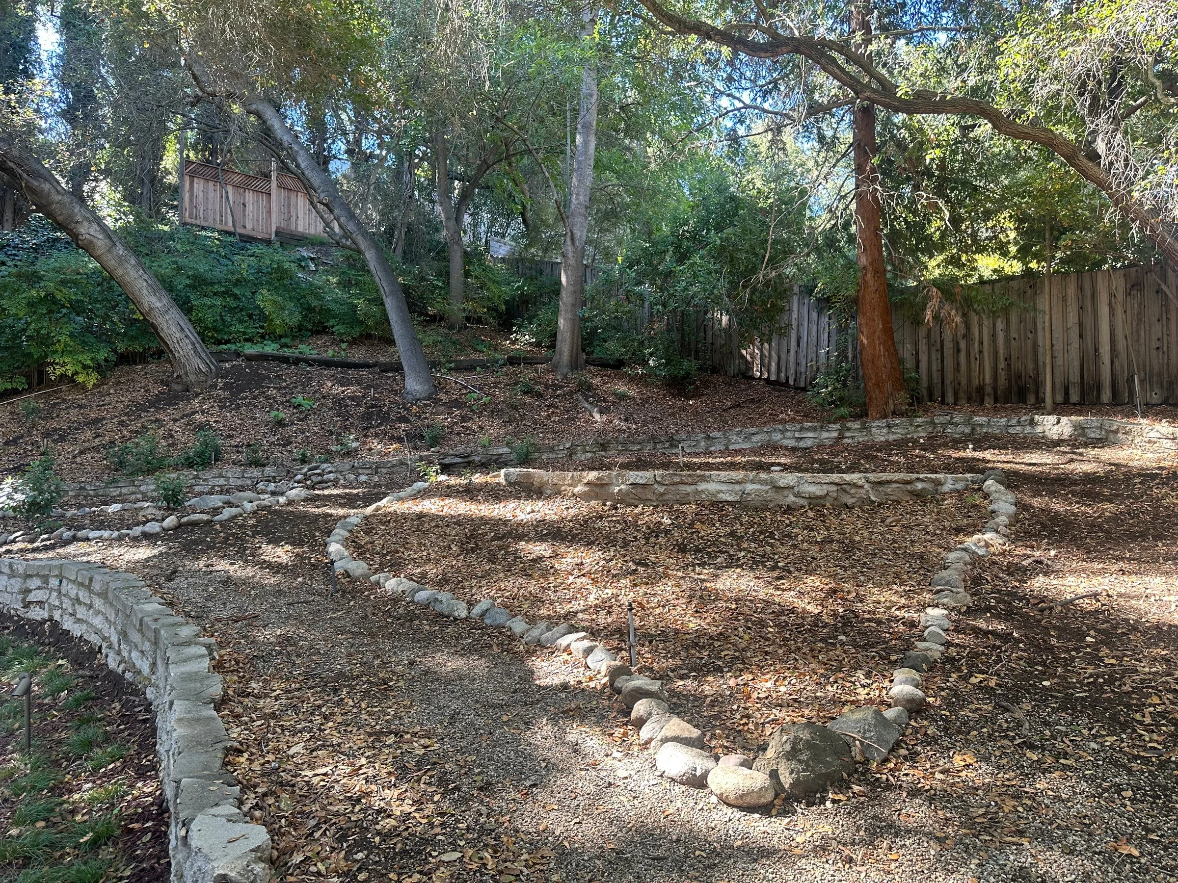 Stone edged garden trail and steps. | PL-3803