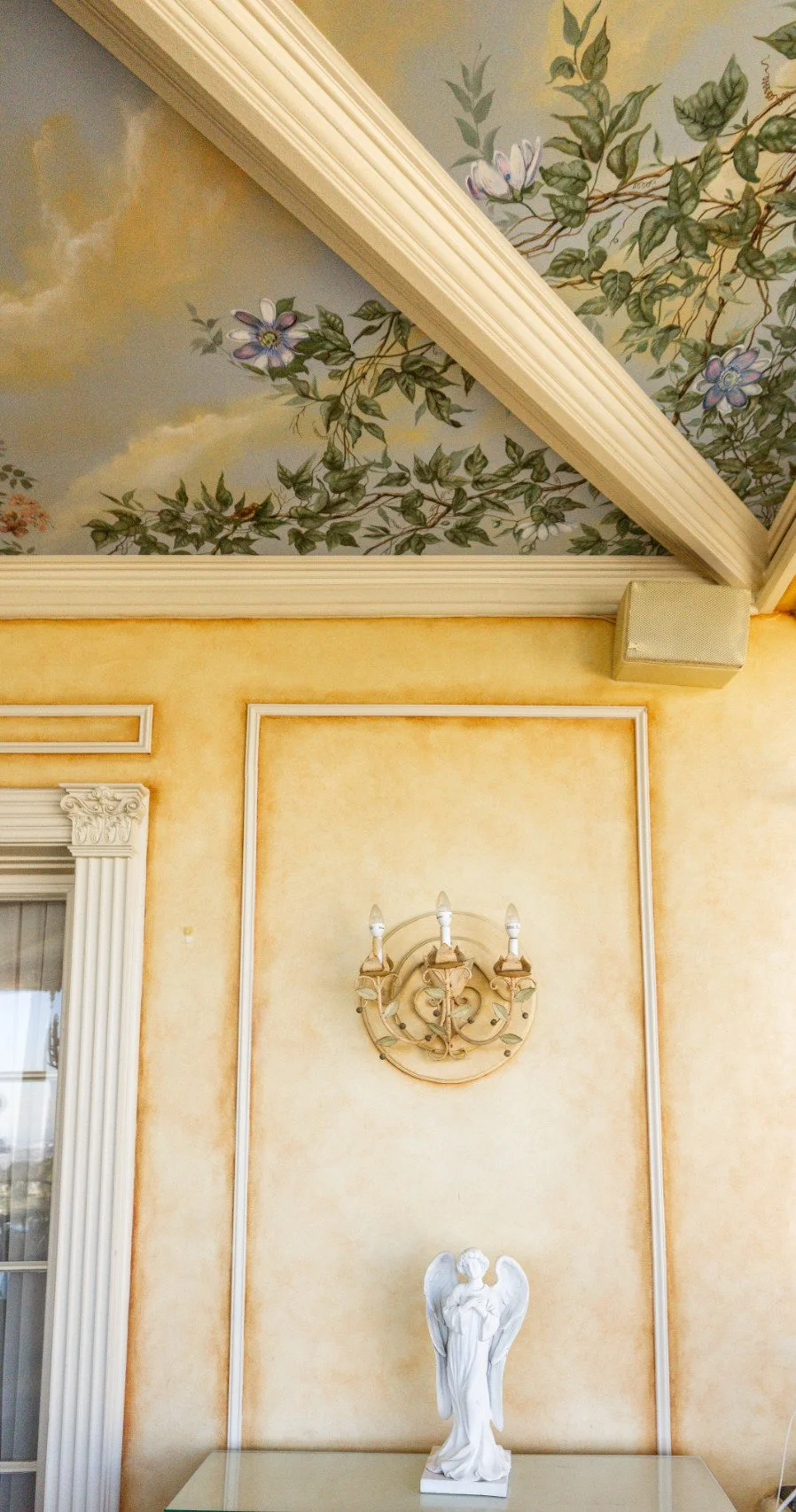La_Dolce_Villa_011.jpg