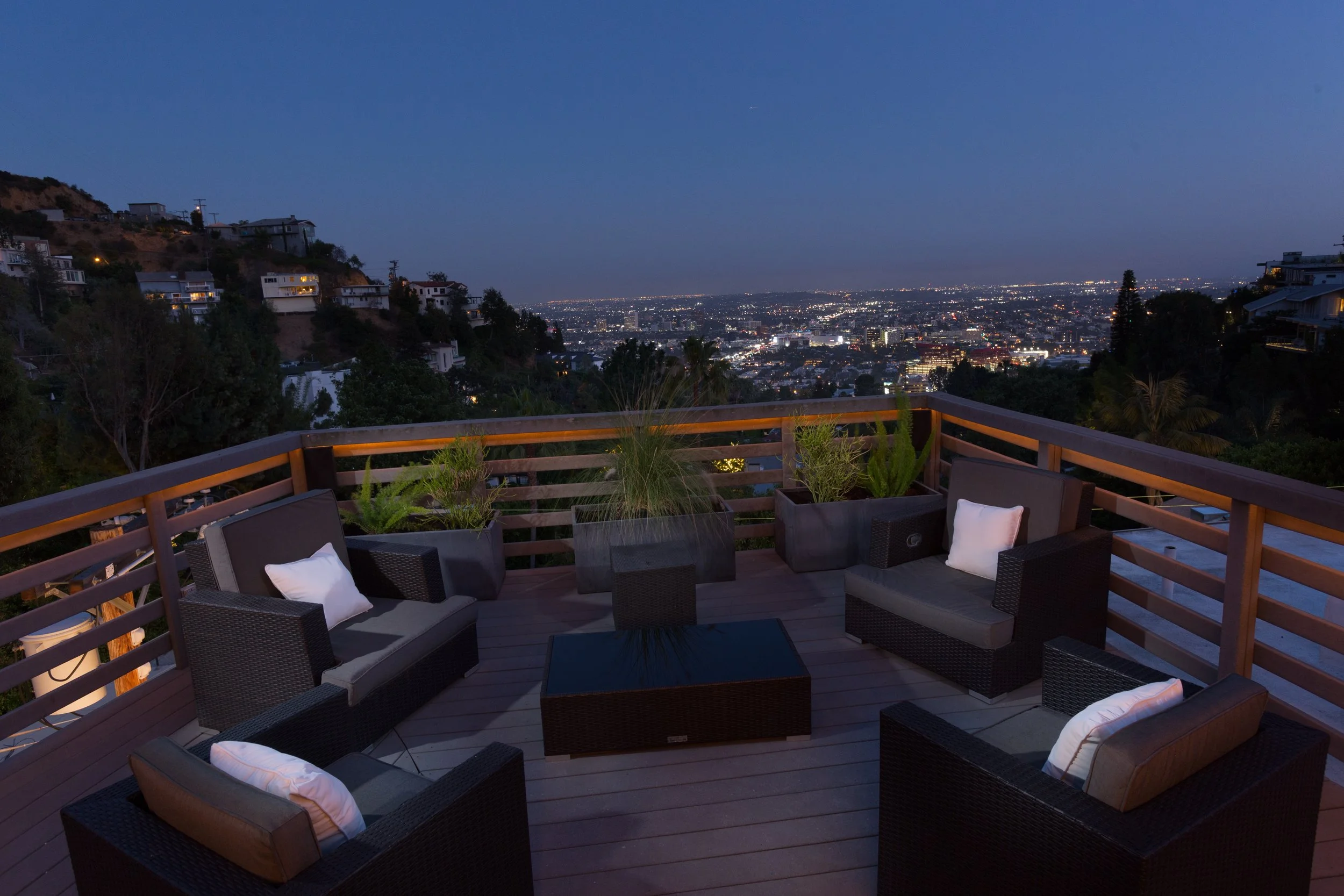 8827_Evanview_Dr_Los_Angeles_CA_90069_00004.jpg