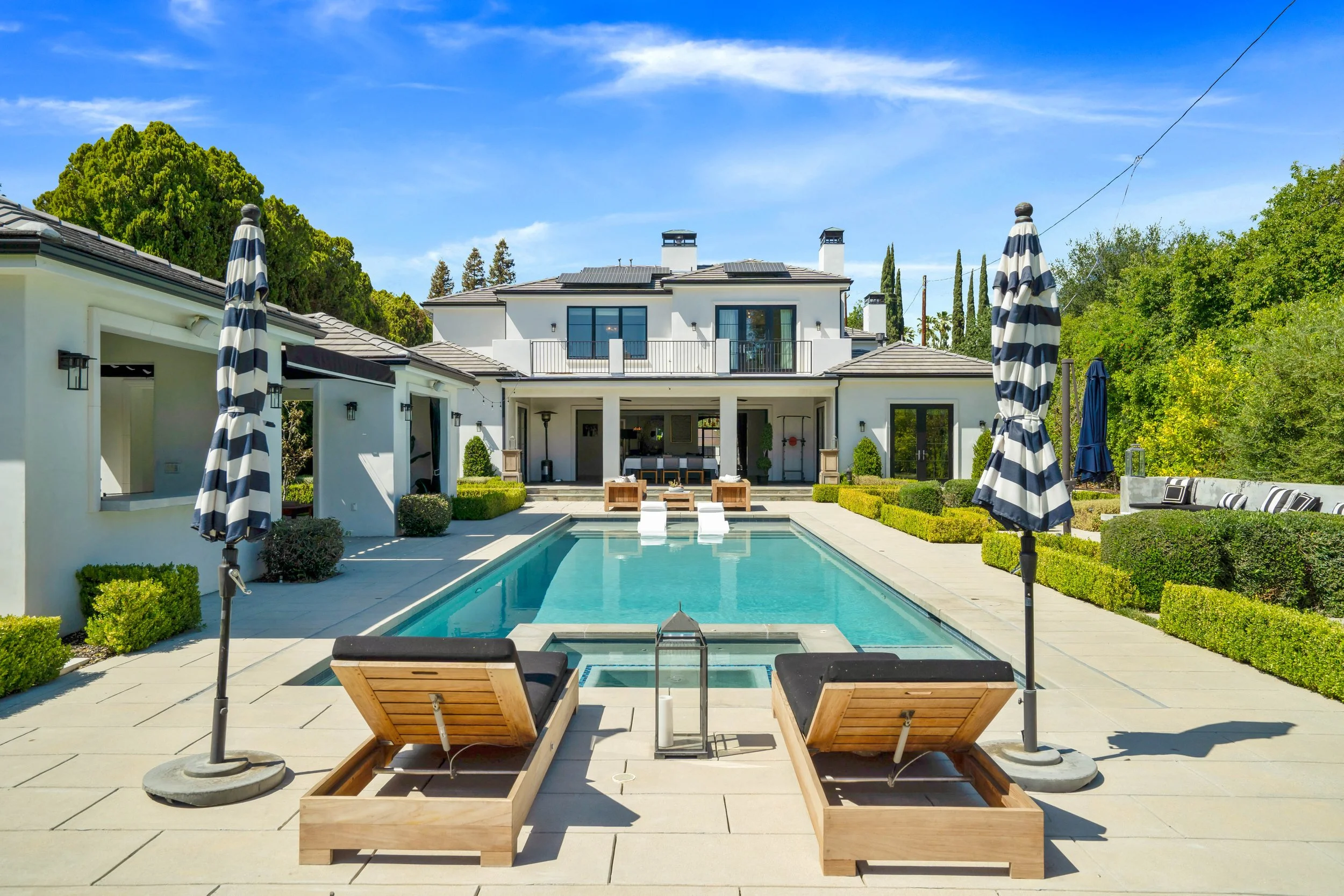 Collins-34-pool.jpg