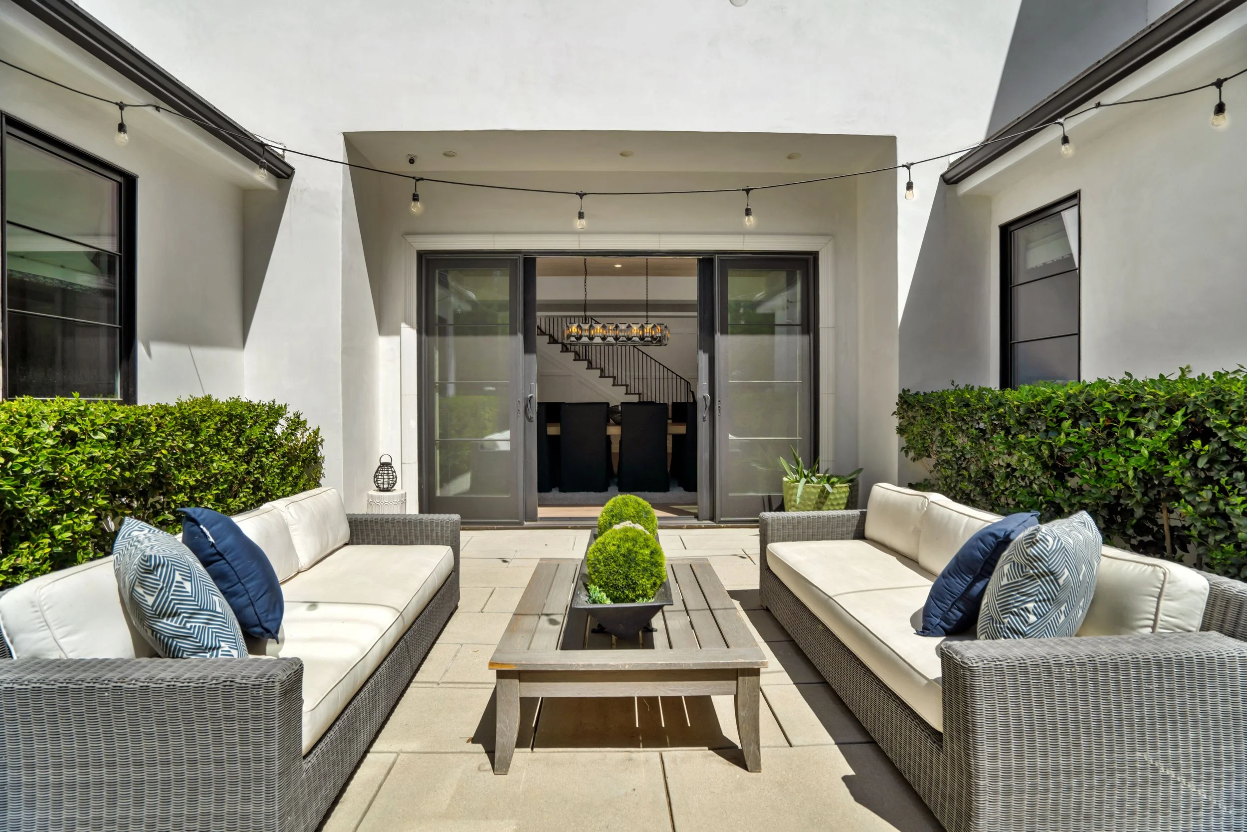 Collins-11-courtyard.jpg