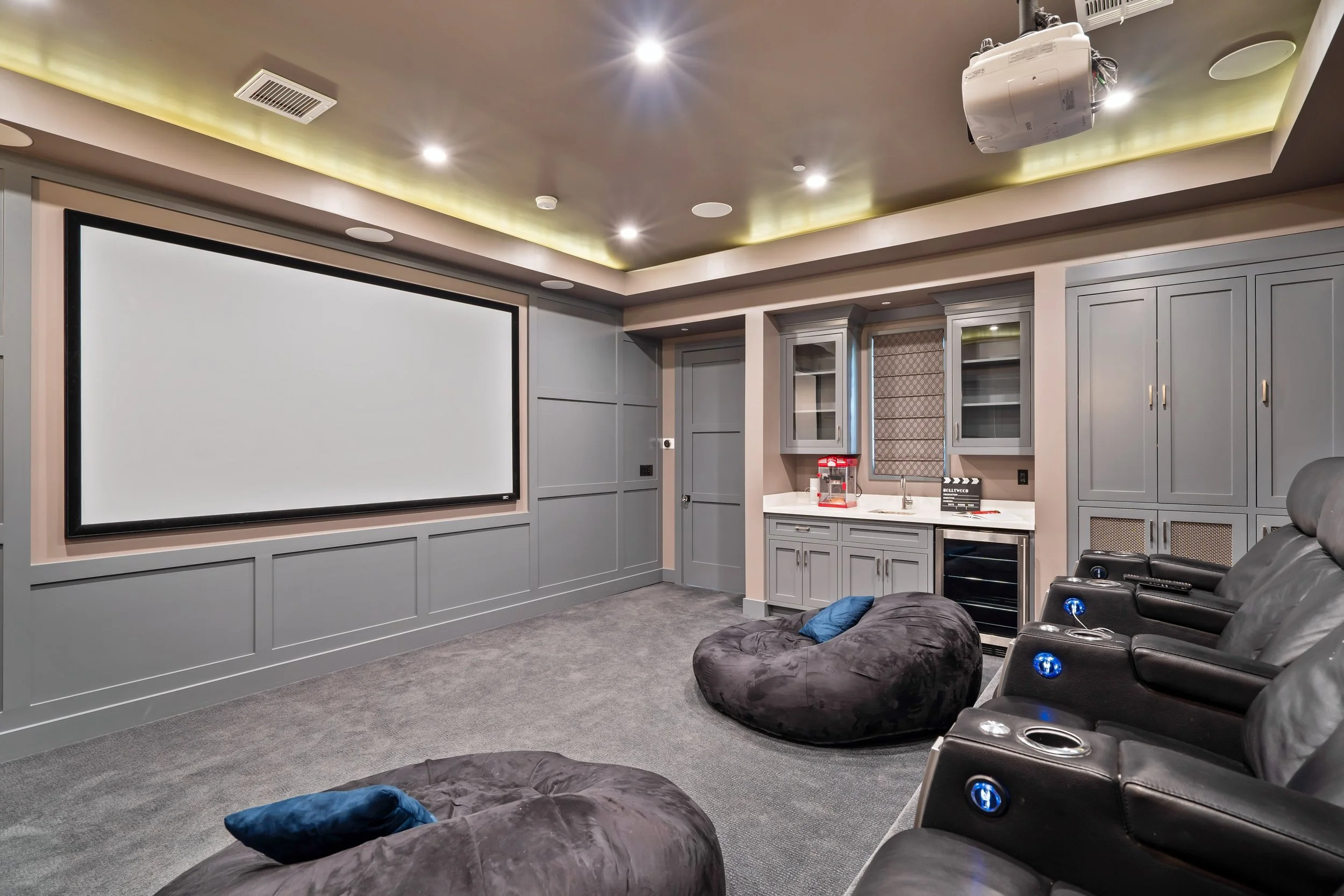 Collins-30-theater2.jpg