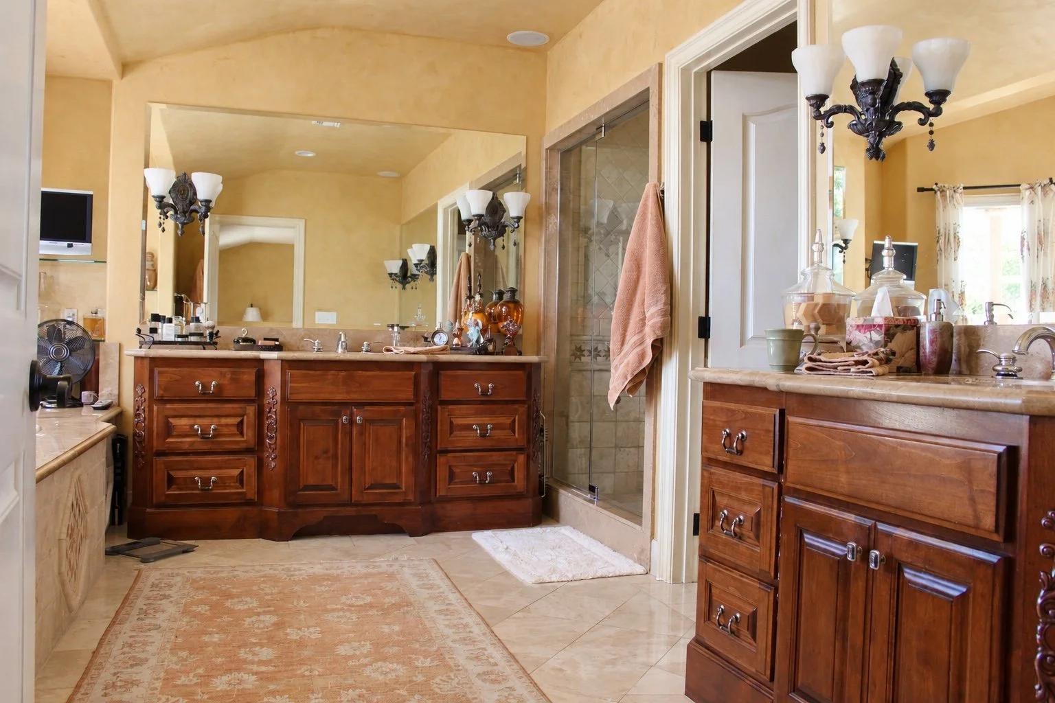 26-primary-bathroom-vanities.jpg