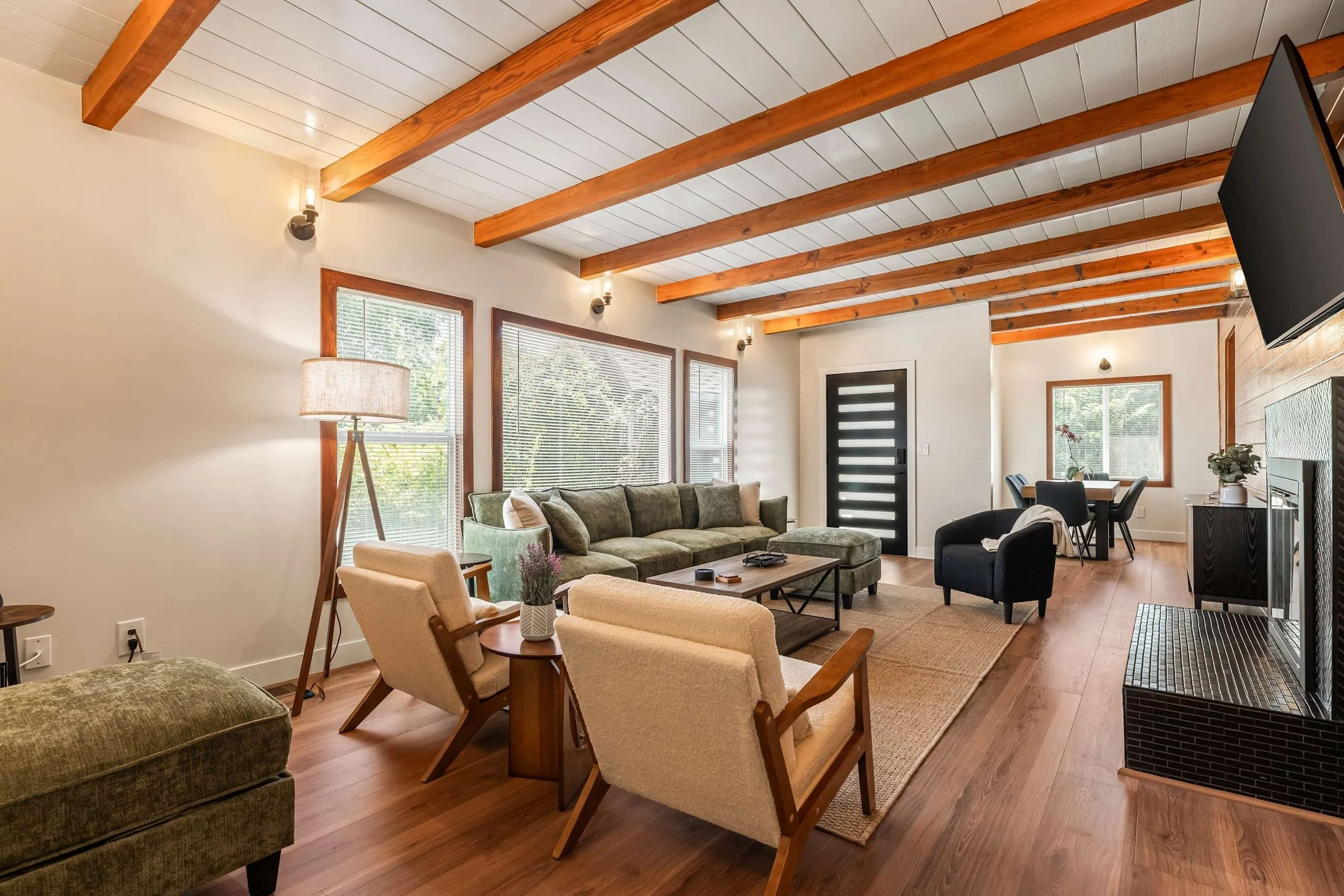 PL-7701-eagle-rock-warm-contemporary-001.jpg