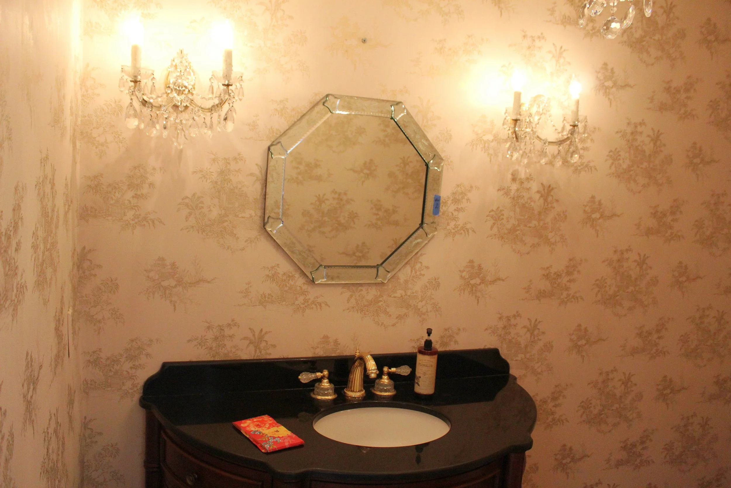 14_PL-4106_powder-room.jpg