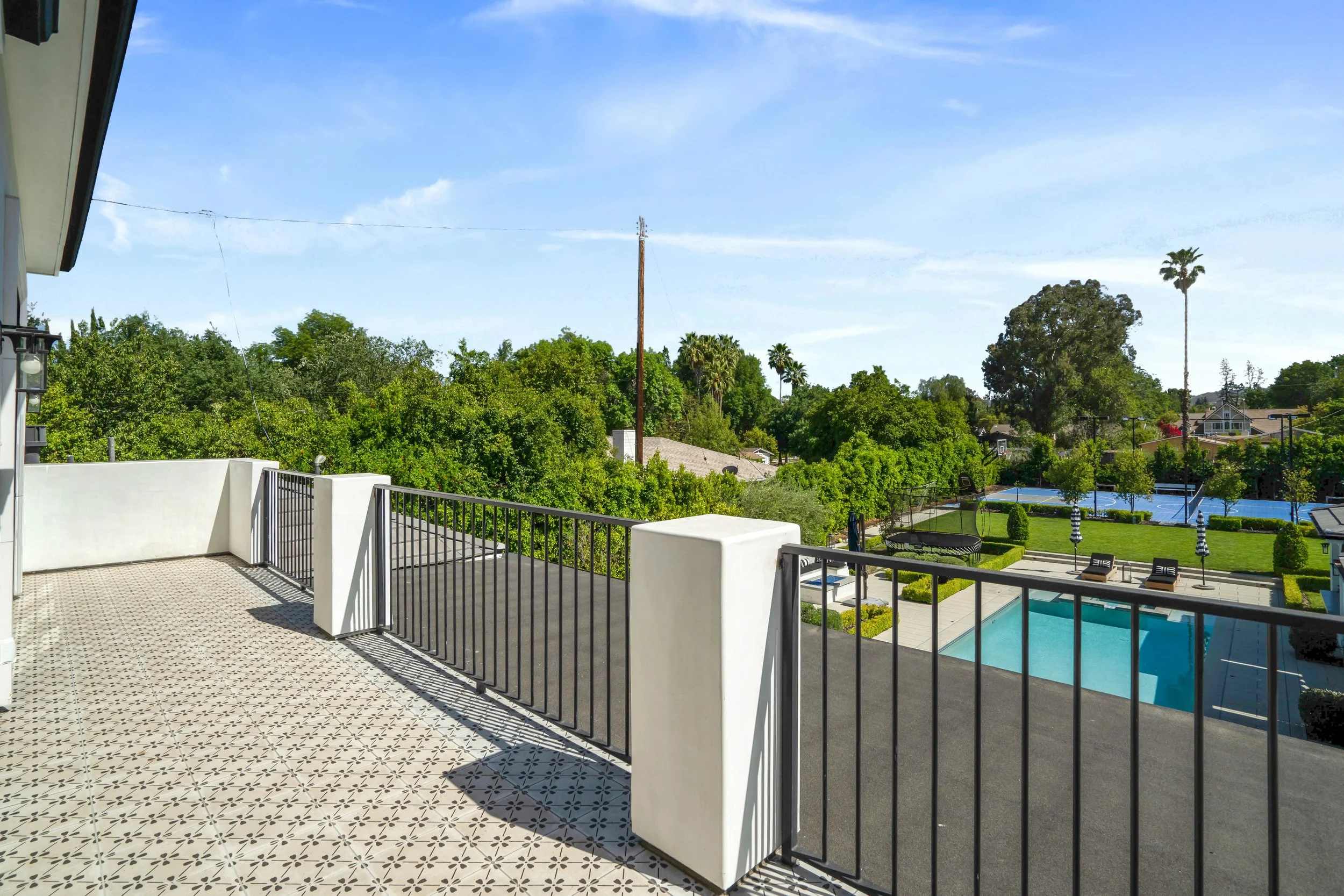 Collins-72-balcony.jpg