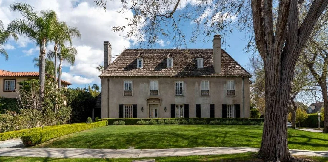 Hancock Park - Historic French Chateau | 90020 | French Chateau | Webber, Staunton & Spaulding | Estate | House | Library | High Ceilings | Fireplace | Grand Staircase | Large Lot