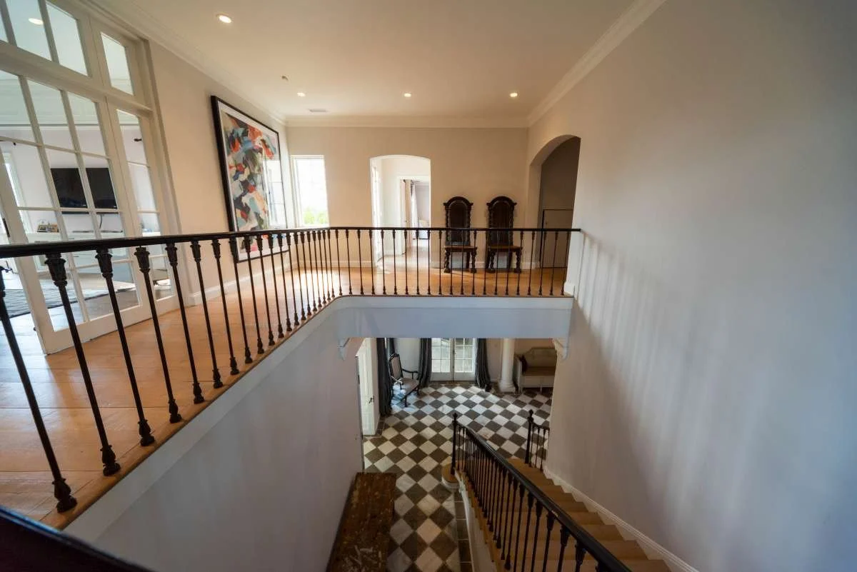 0058_13220_stairs_1.jpg