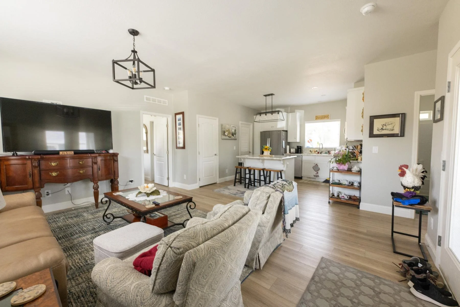 053-sand-canyon-guest-cottage-living-room.jpg