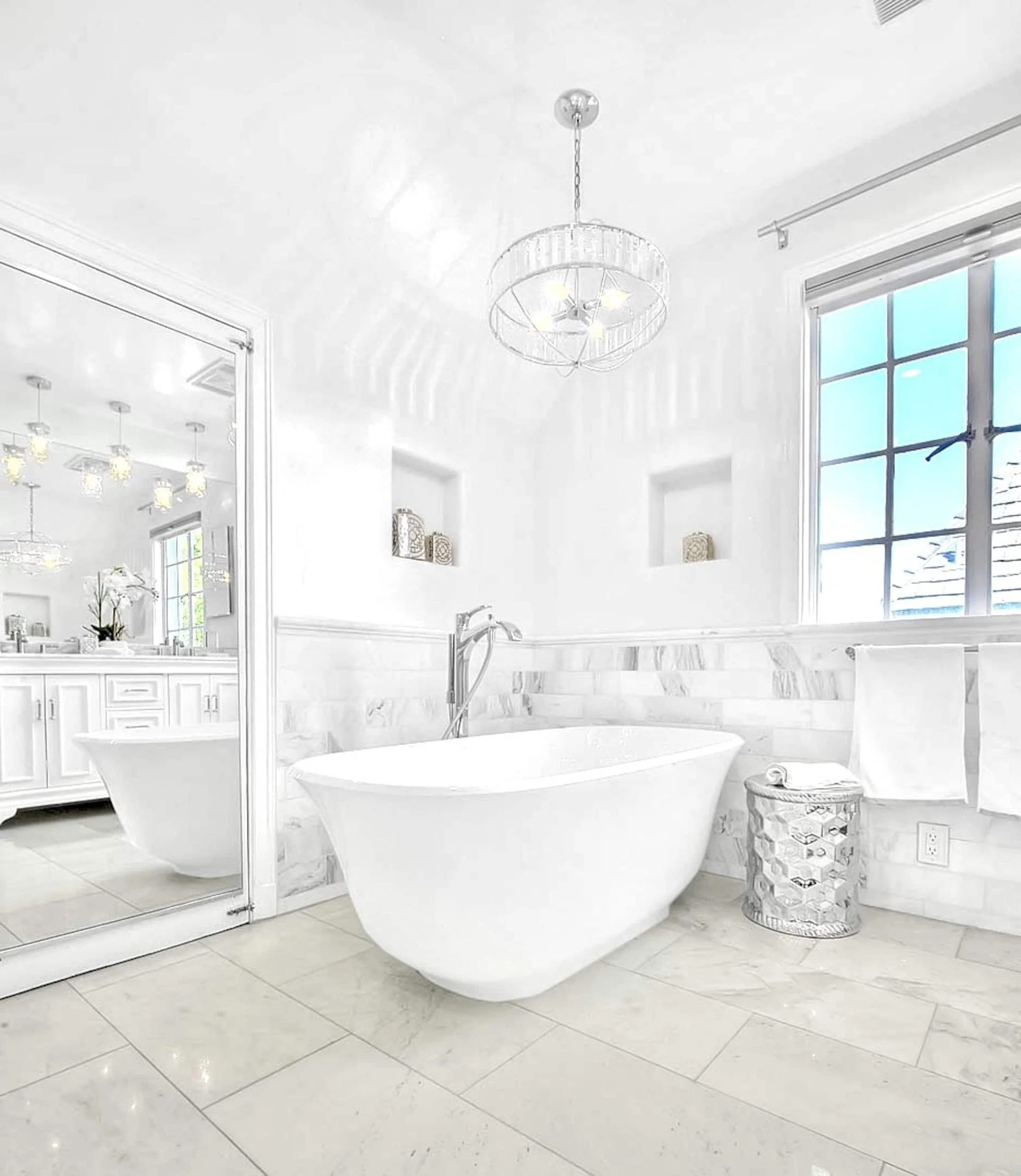 PL4102-023-freestanding-bathtub.jpg
