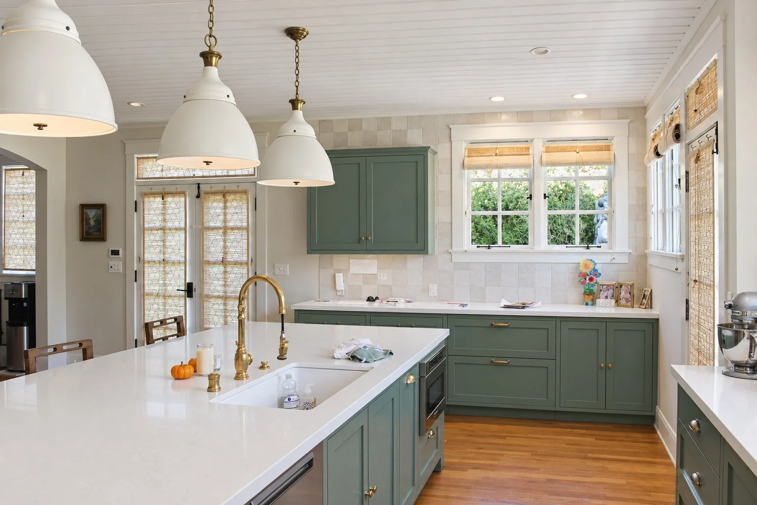 08_PL-4107_kitchen-island-and-windows.jpg