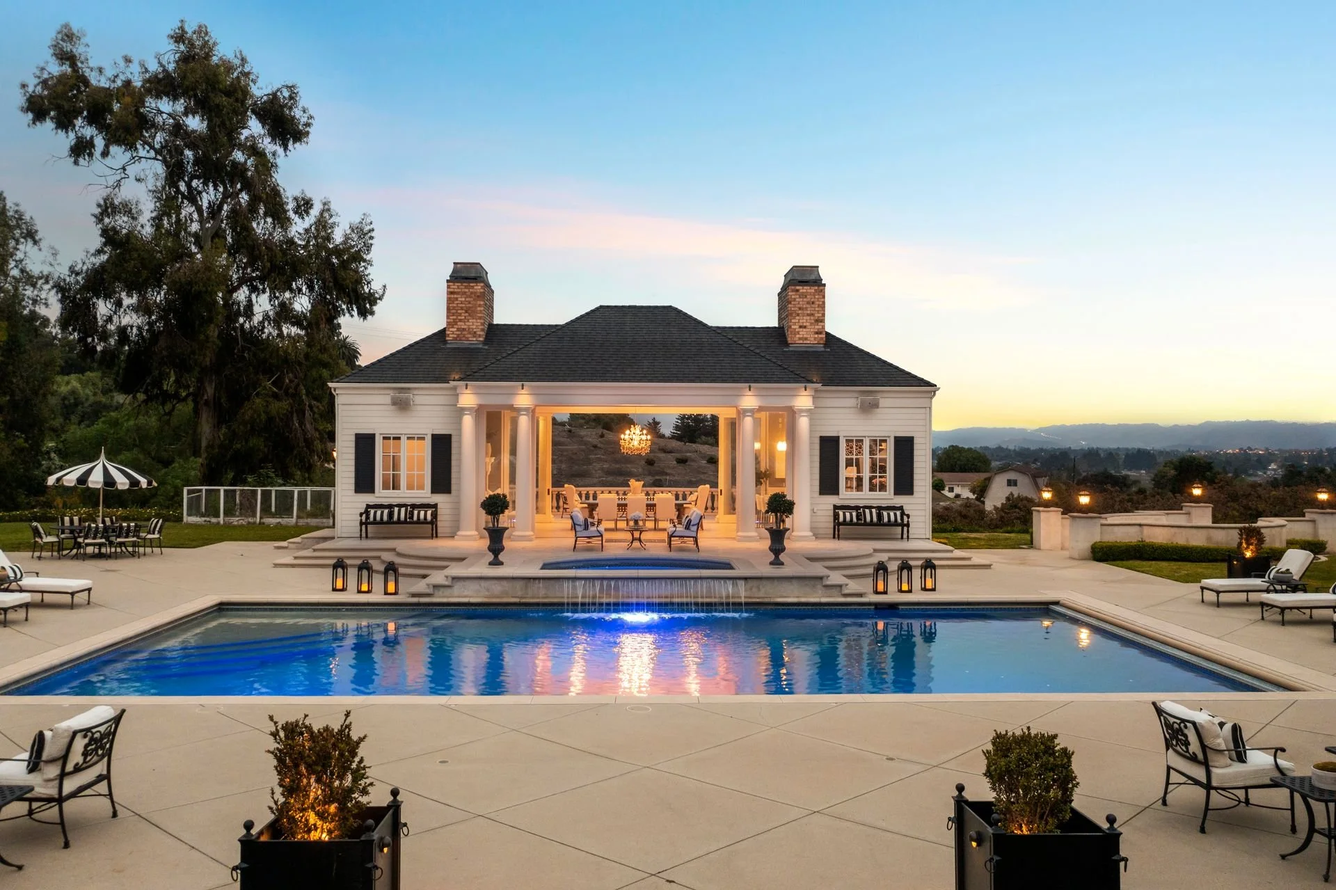 04-pool-and-pavilion-at-dusk.jpg