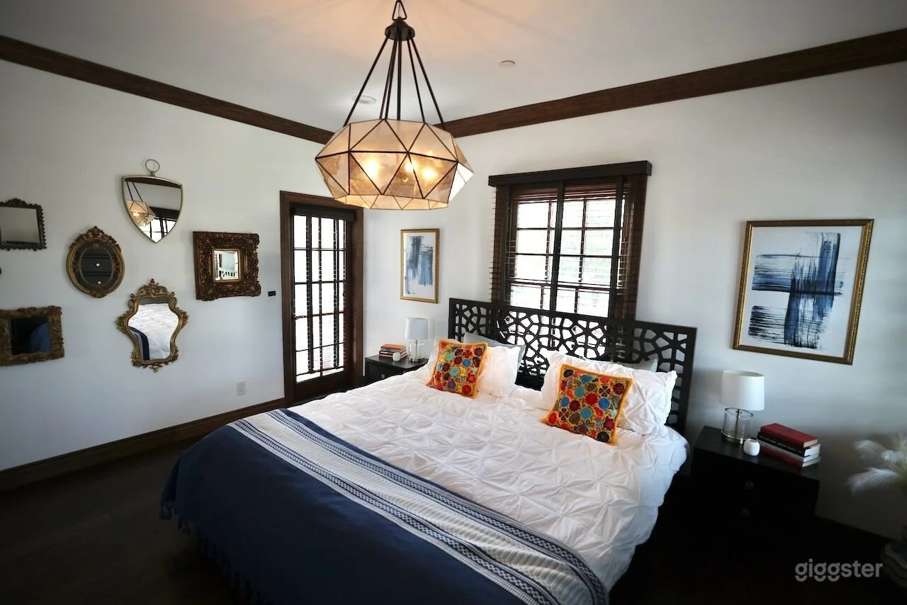 087_Toluca_Lake_Spanish_Revival.jpg