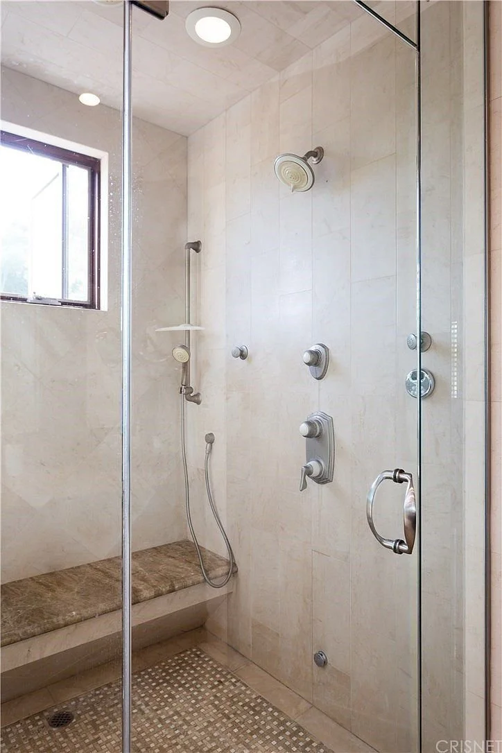 23500_Collins_St_086.jpg