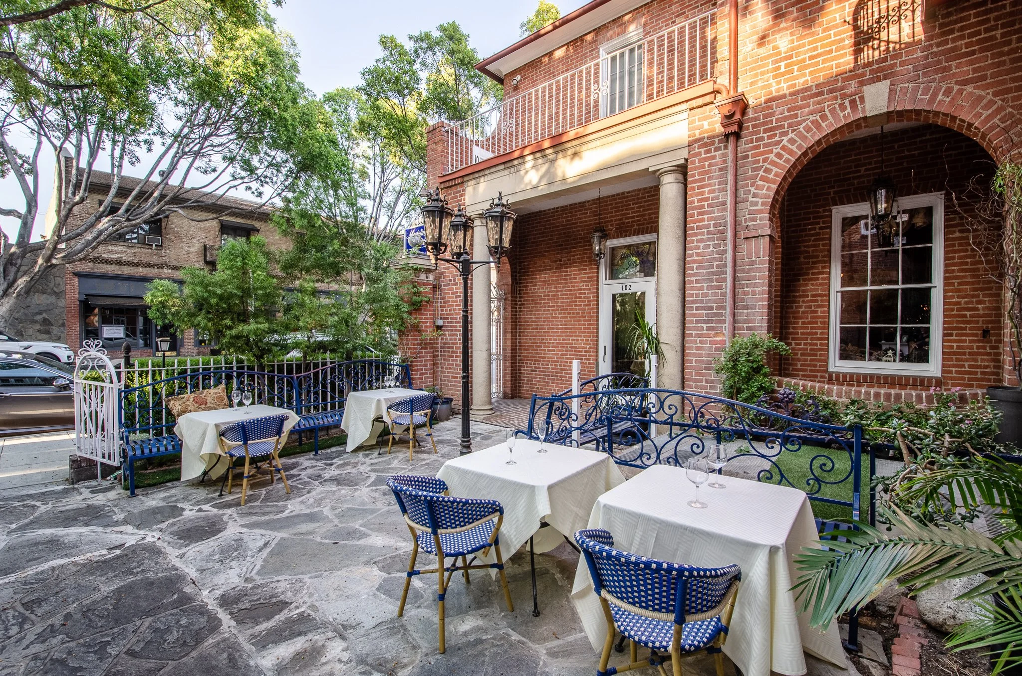 Courtyard4.jpg