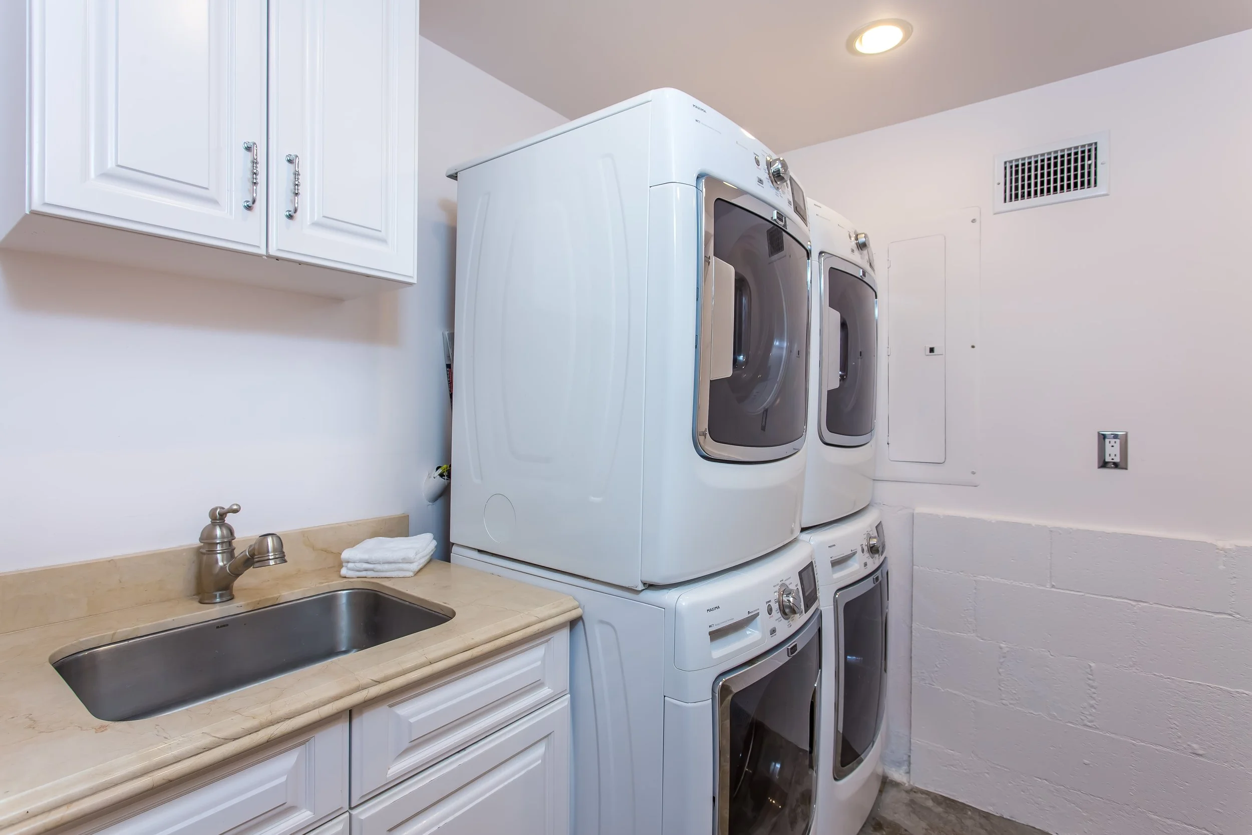 7218 Mulholland - High Resolution (29).JPG
