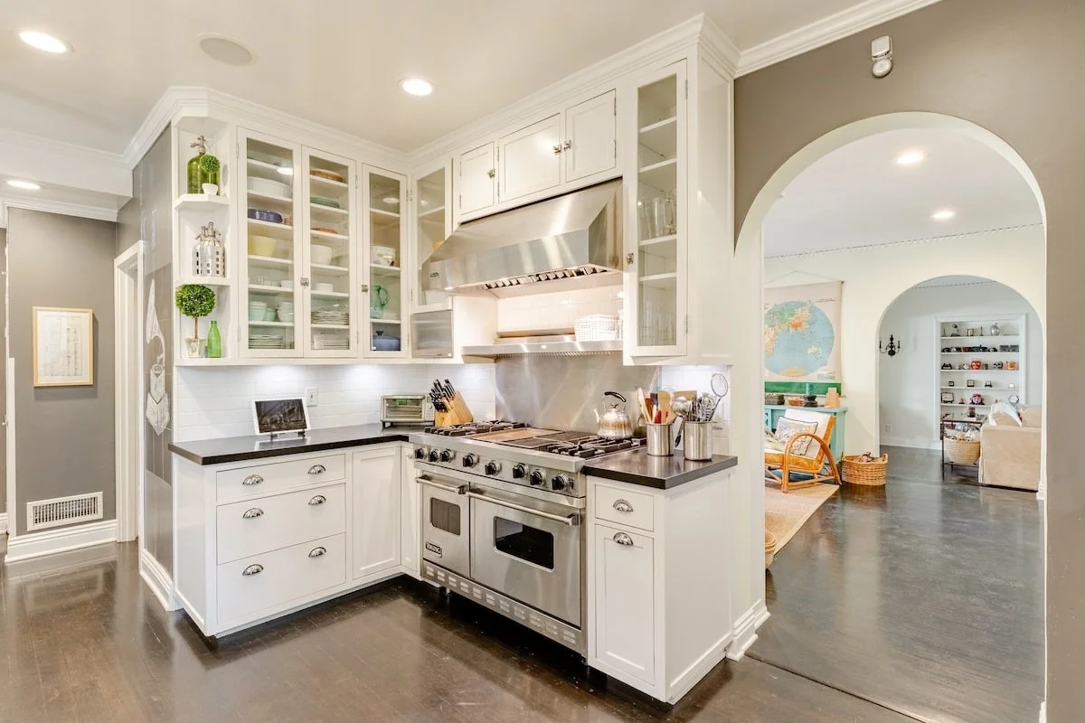 PL-6201-hollywood-mediterranean-villa-005.jpg