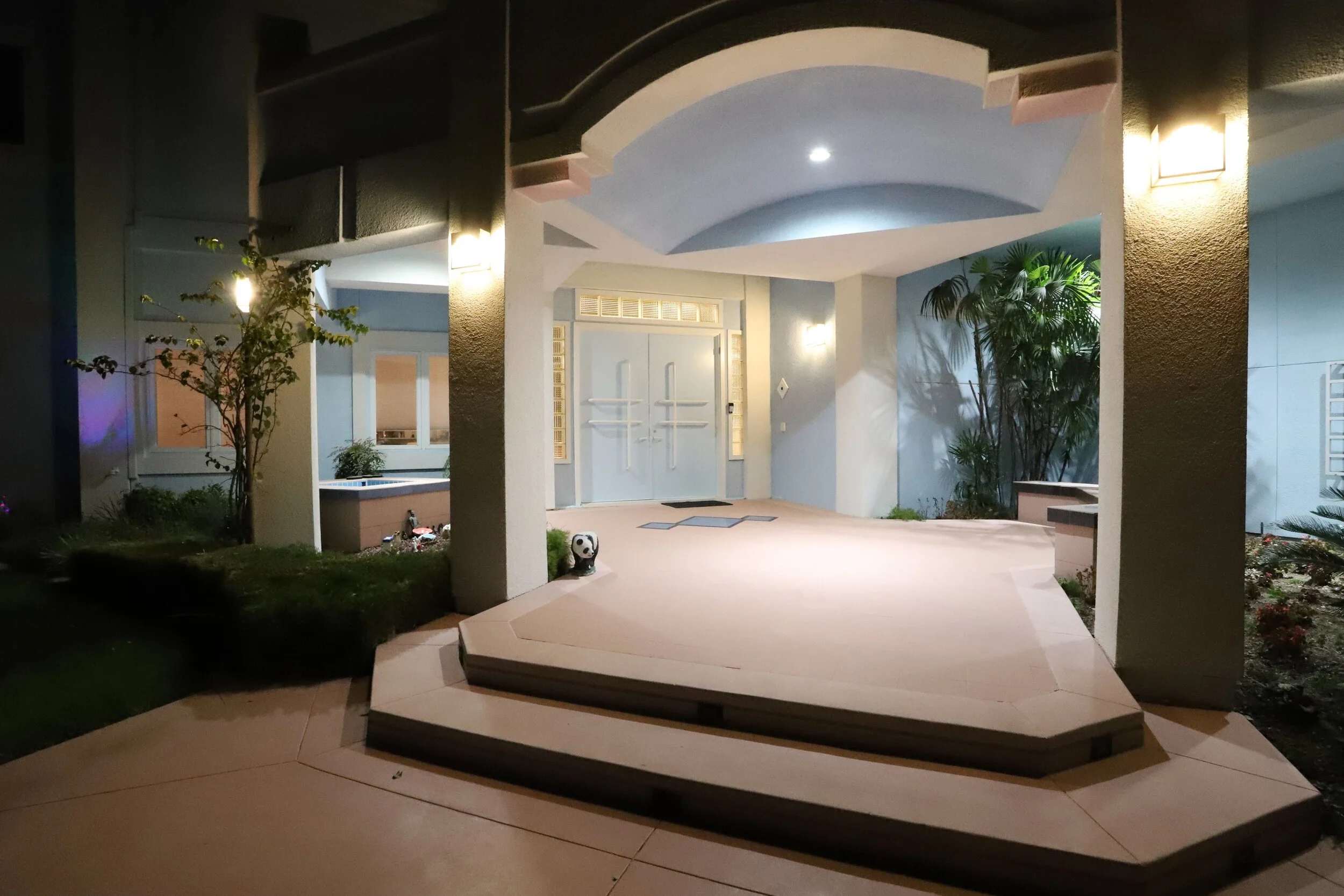 ModernHome1_38.jpg