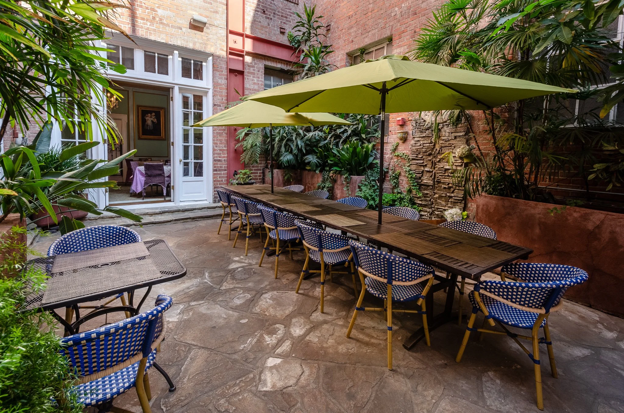 Patio2.jpg