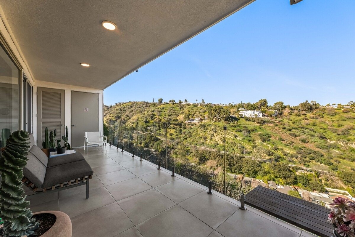 PL-3103-sherman-oaks-neutra-view-house-043.jpg