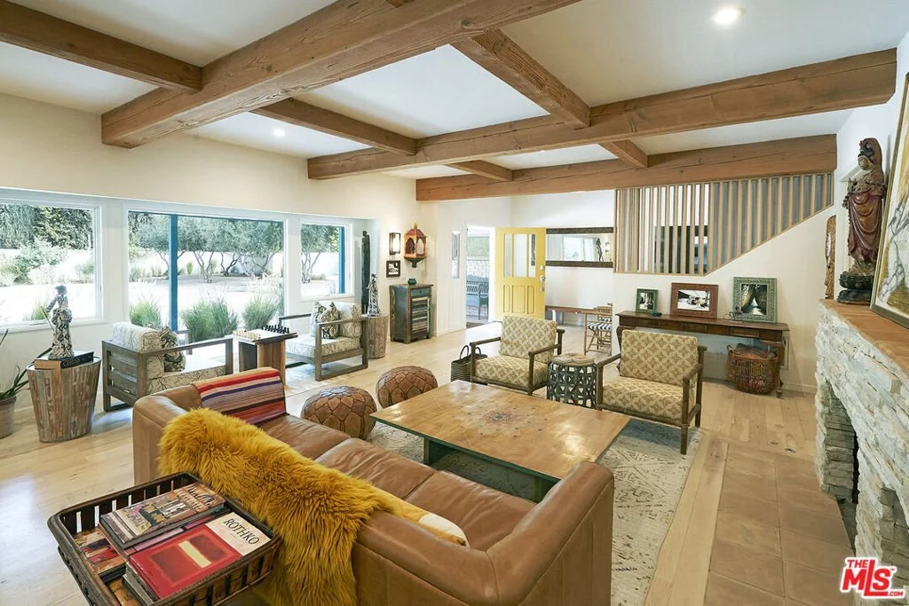 Rum_Punch_House_007.jpg